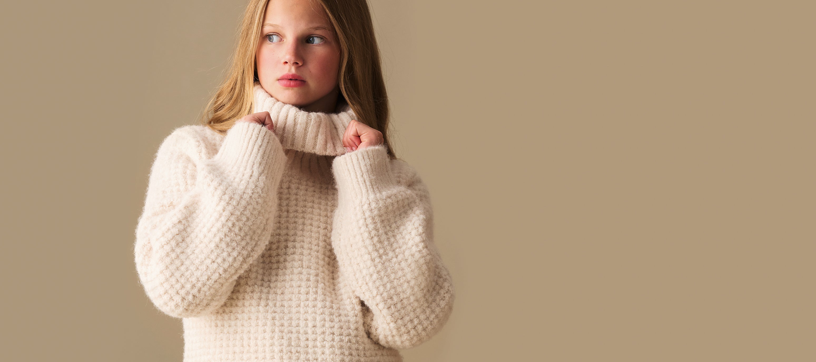 Girls knitwear and sweatshirts