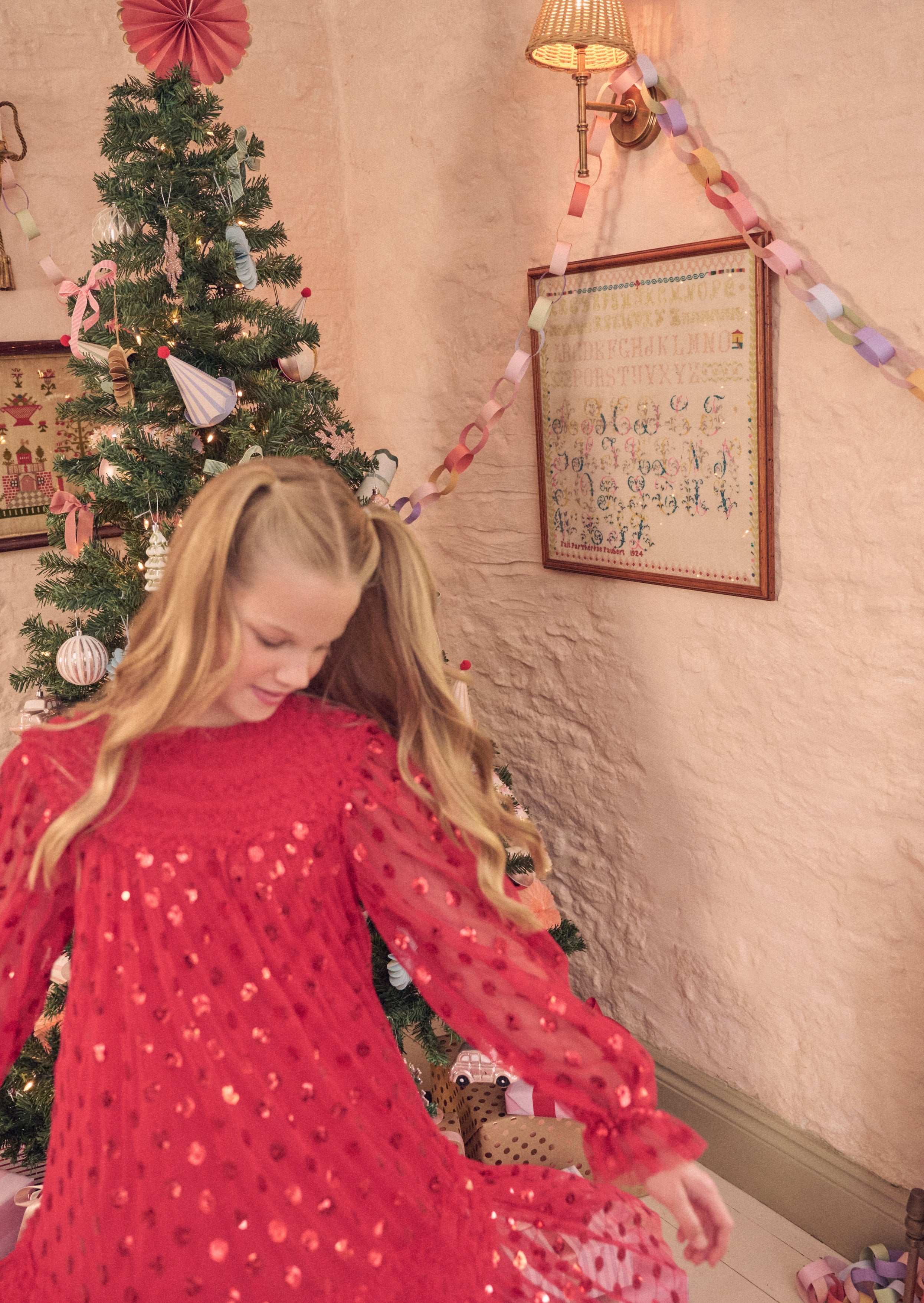 Verity Rüschennetzkleid