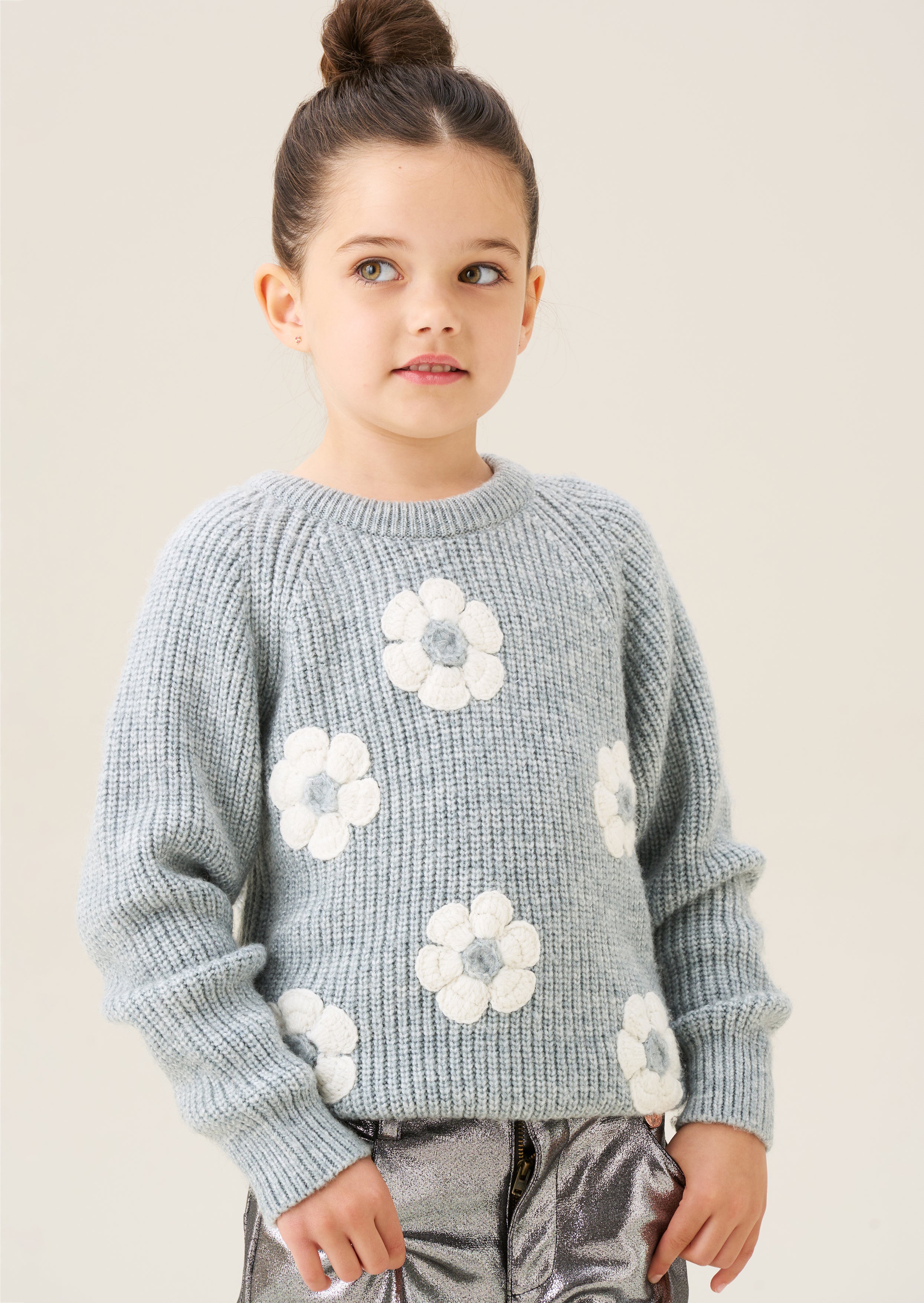 Pull orné de fleurs Rumi