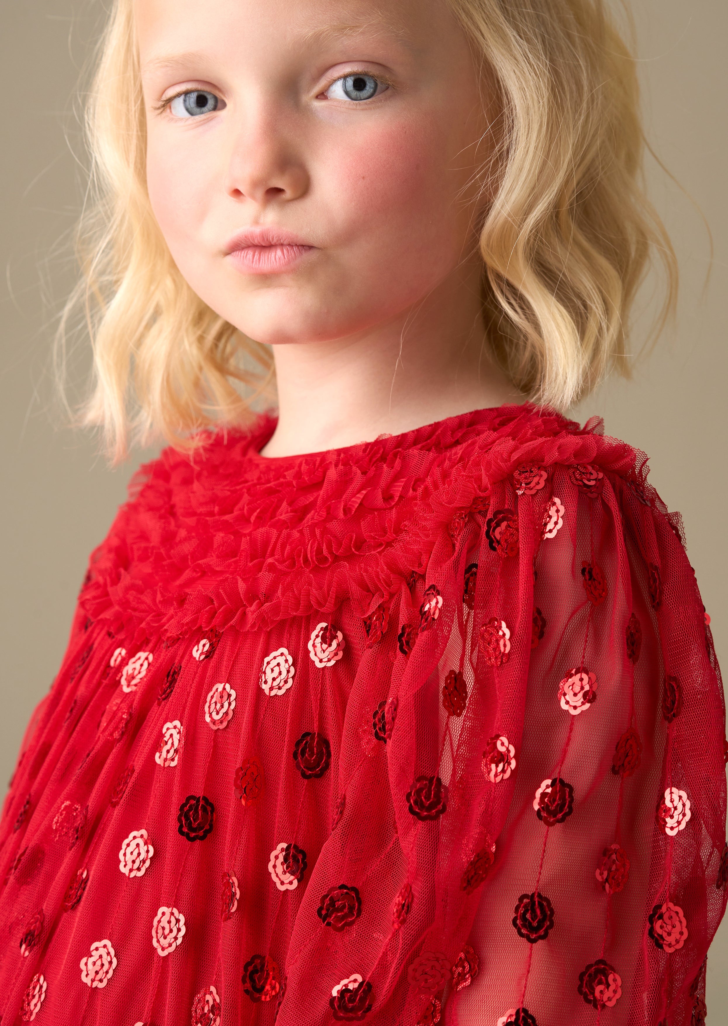 Verity Rüschennetzkleid