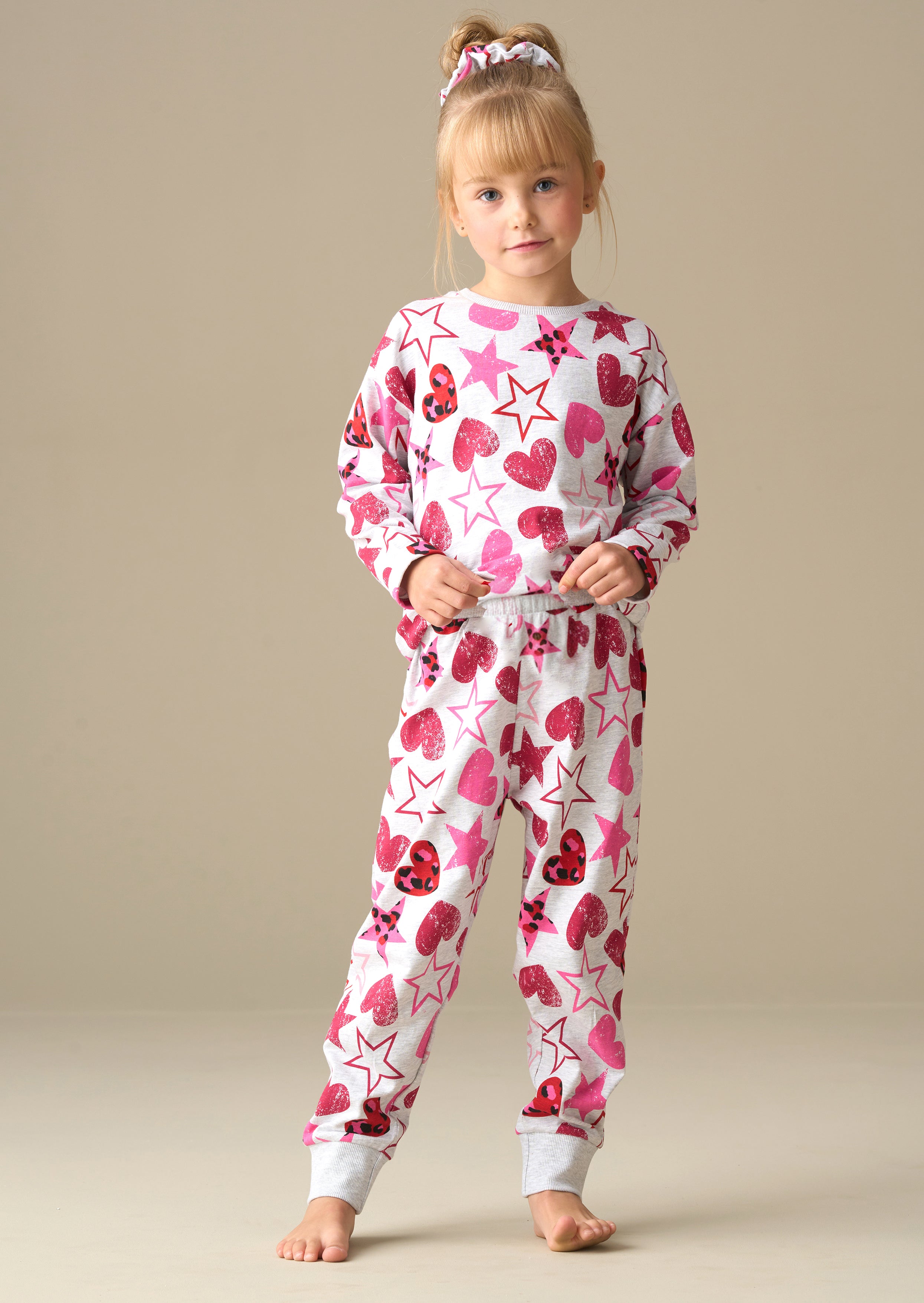 Pijamas Stella Gris con Corazón y Estrella de Leopardo