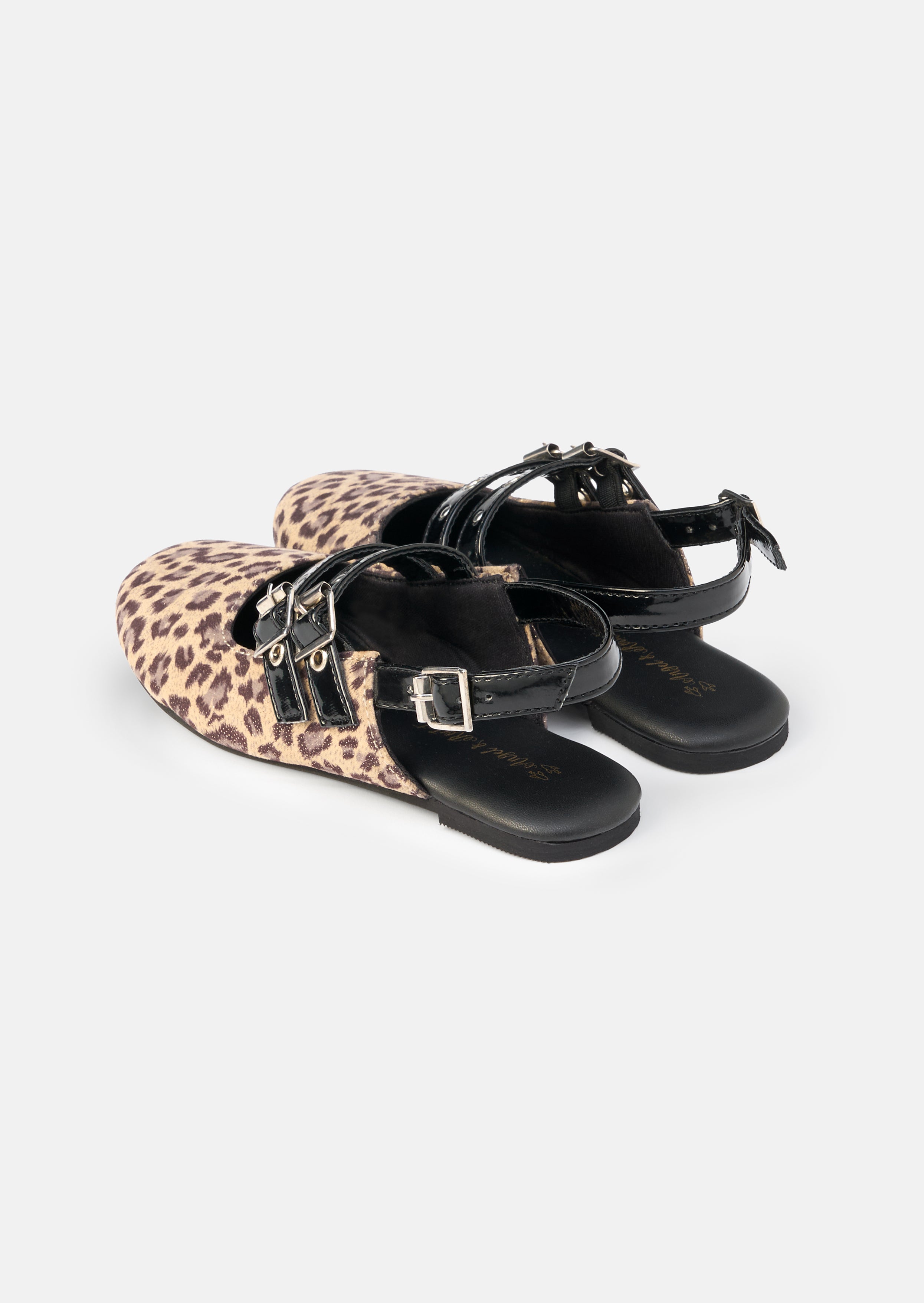 Chaussure à bride arrière avec boucle léopard