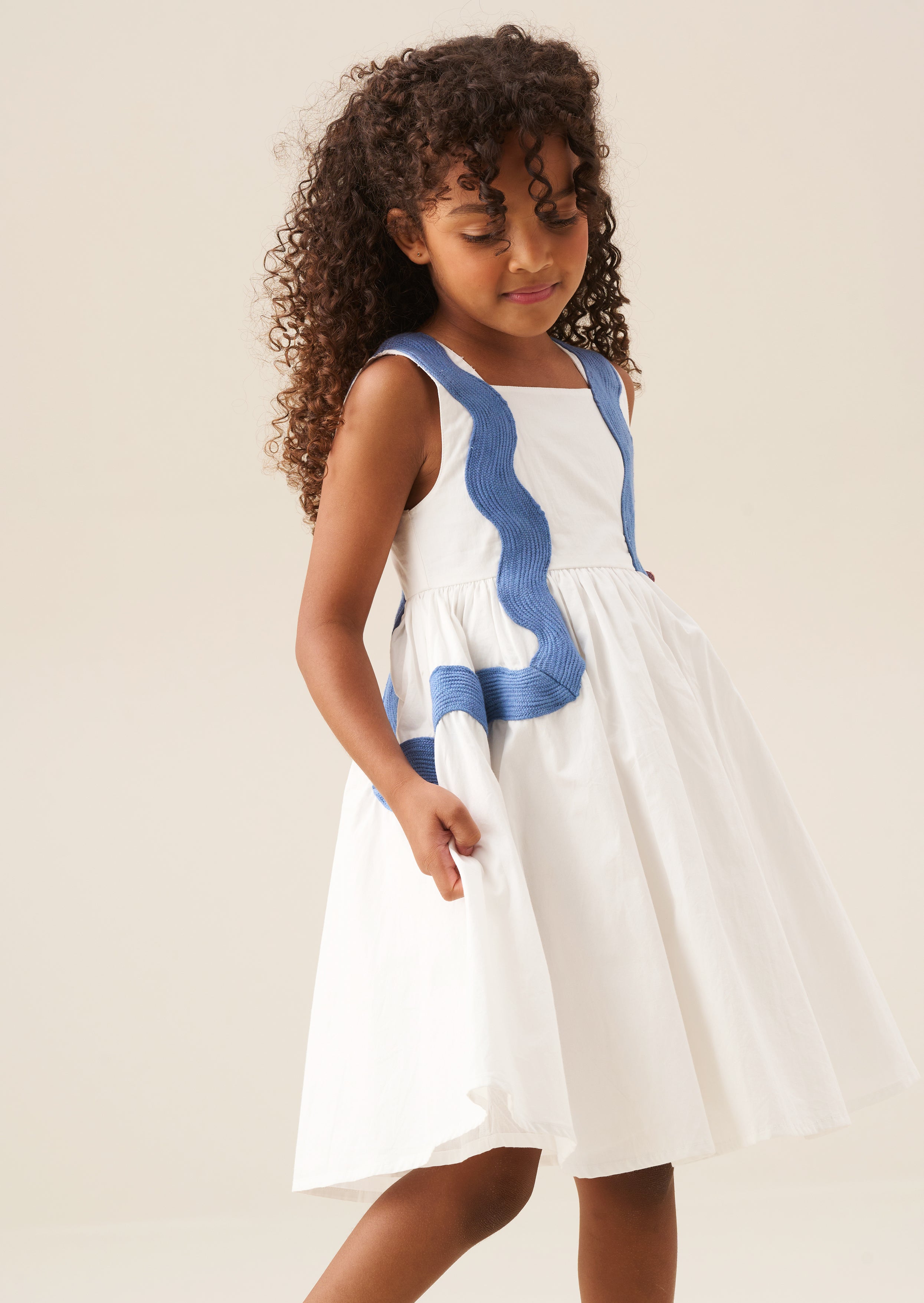 Sukienka z panelami Avery Ric Rac