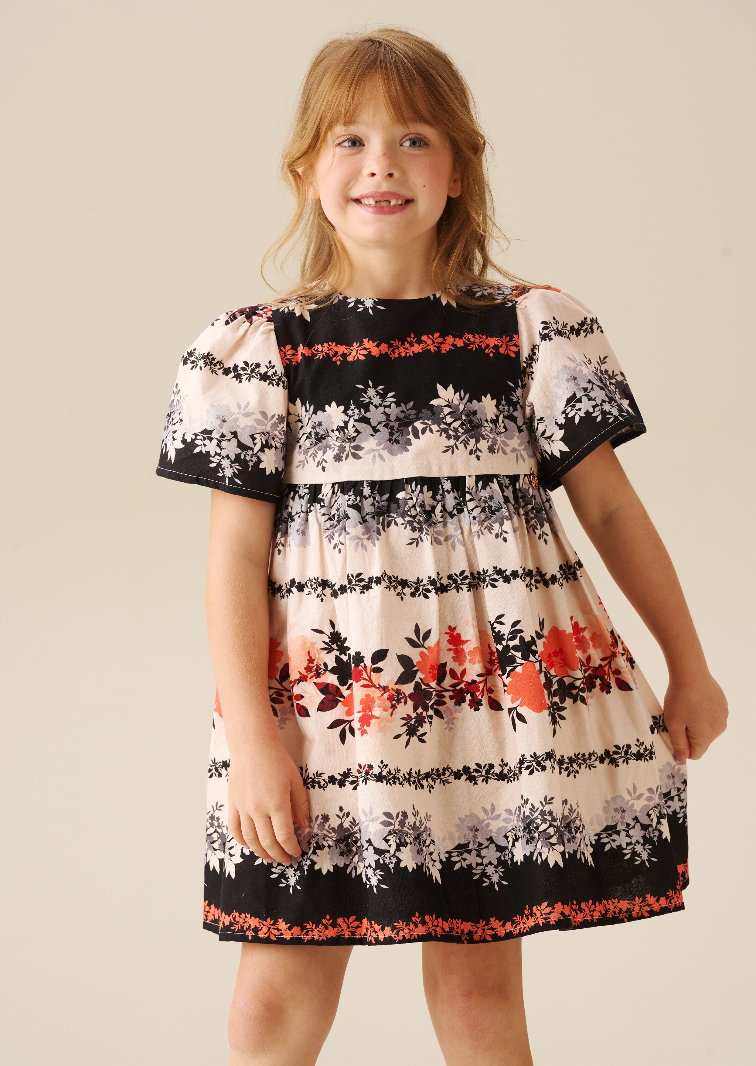 فستان رينا متعدد الطباعات ذو تأرجح