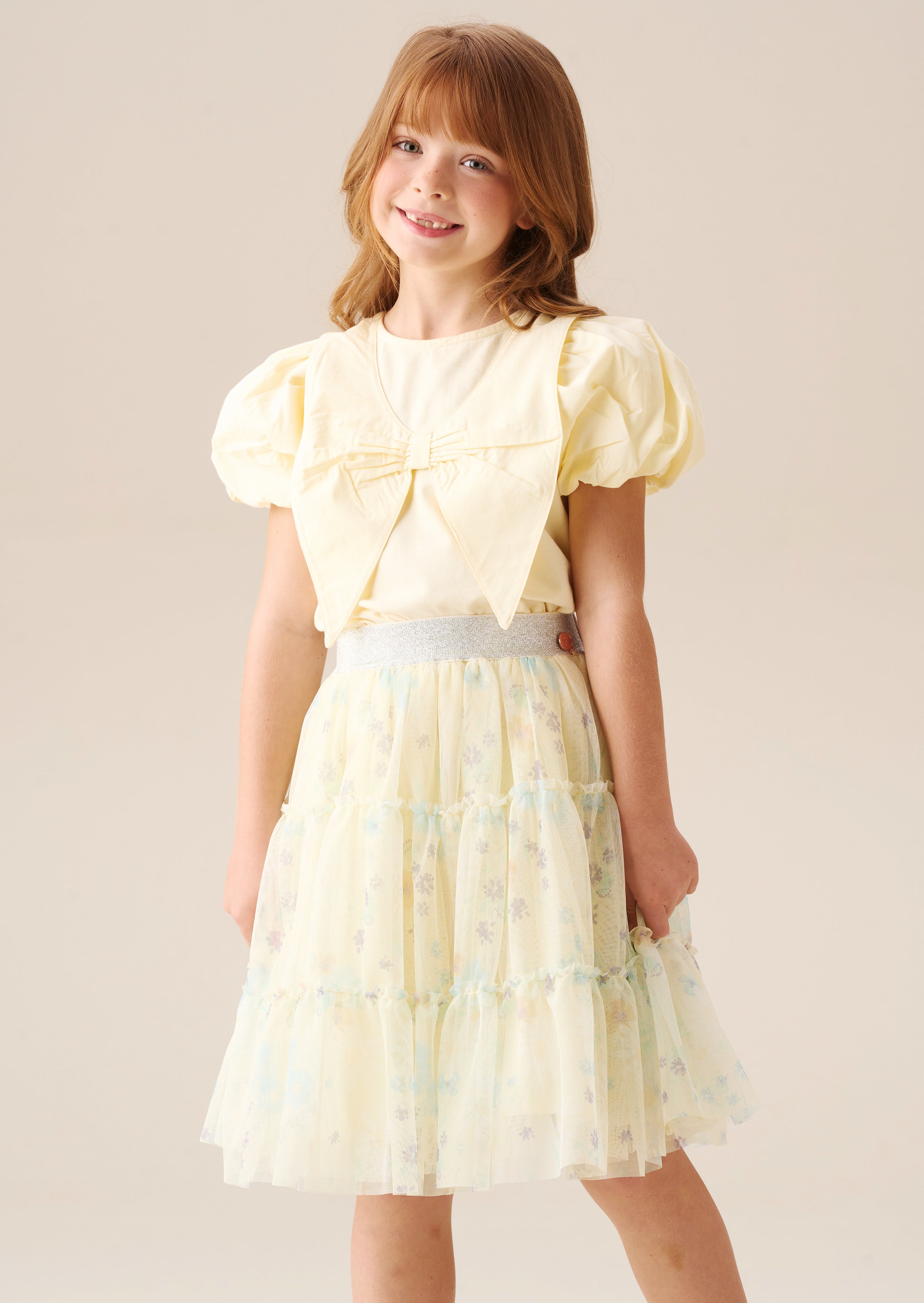 تنورة ماي بطبعة زهور وشبكة