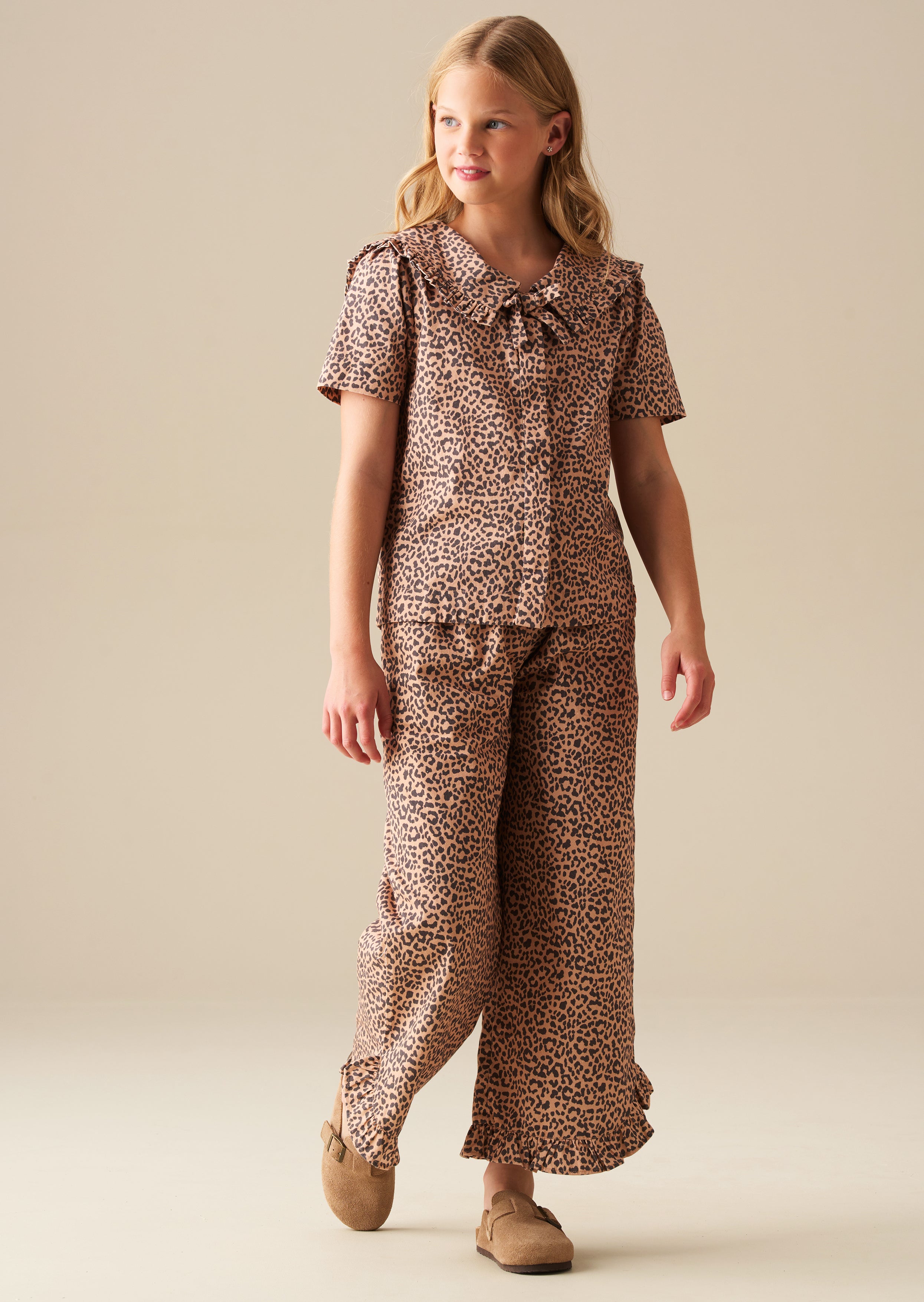 بنطلون إريكا بنمط الفهد بحافة كشكش