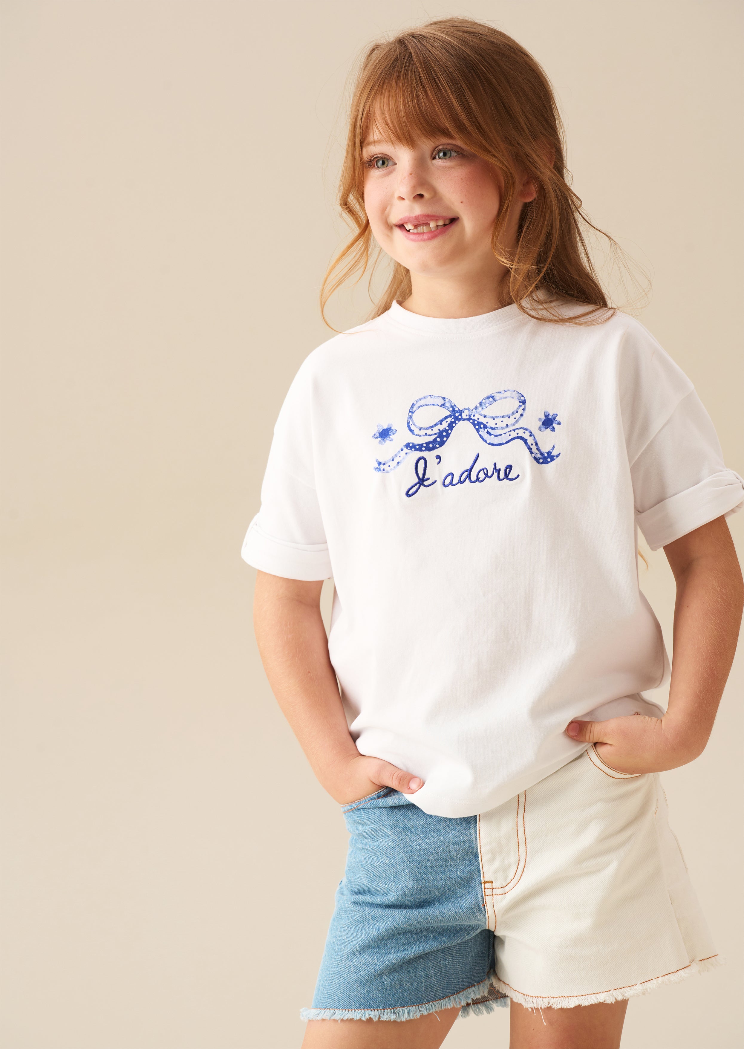 Camiseta con Estampado Floral de Ubicación Joanie