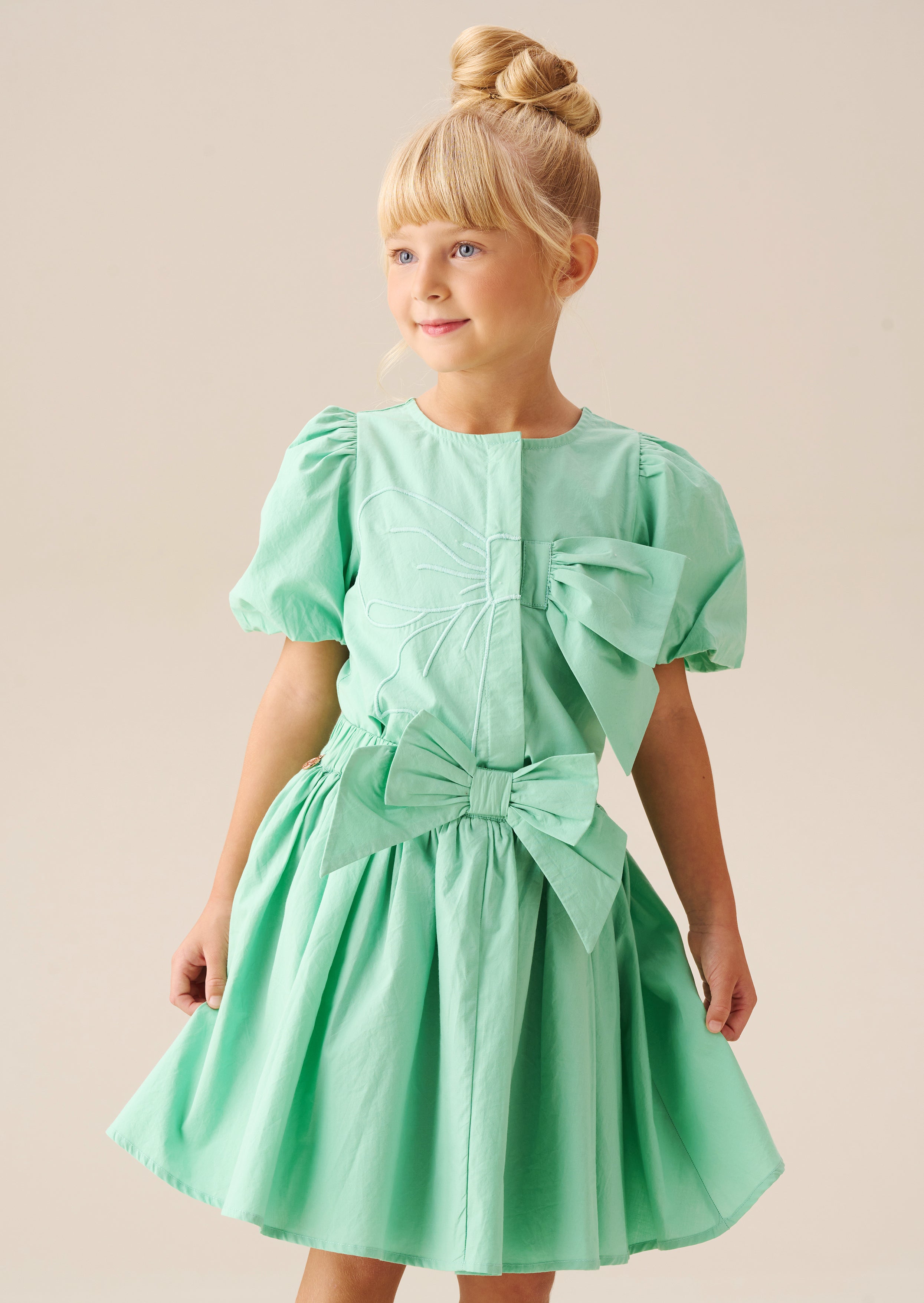 Wierzchni top Roxie Bow z ozdobnym splotem