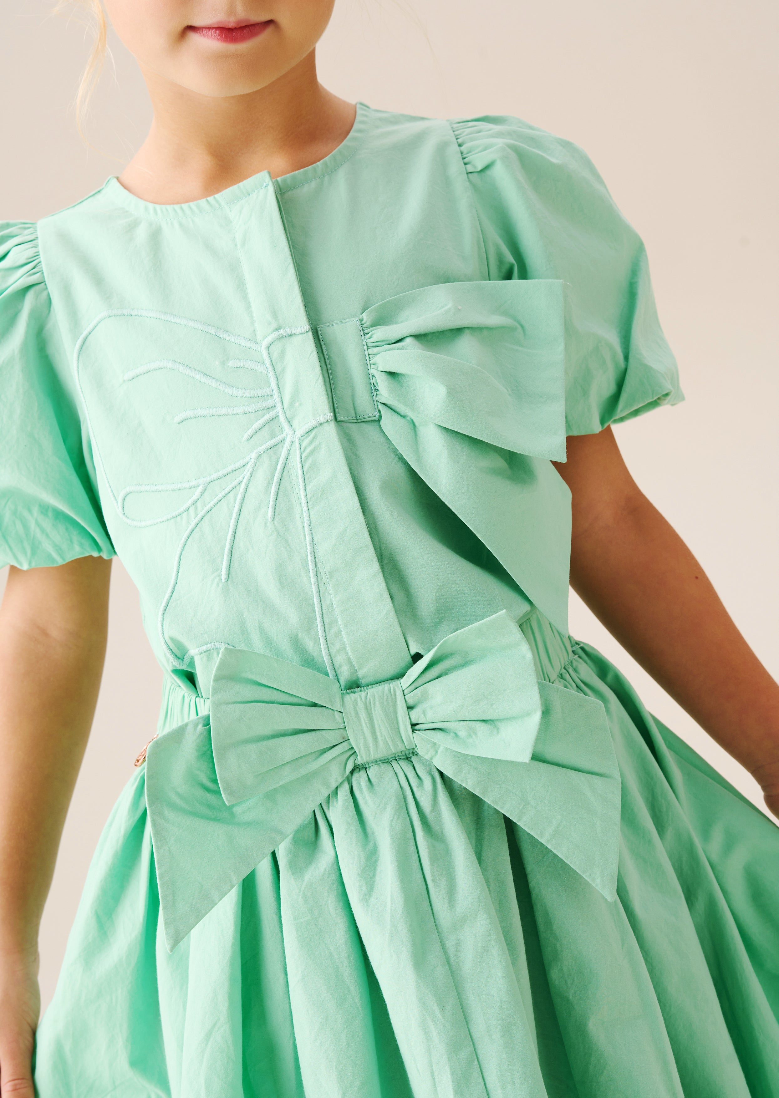 Wierzchni top Roxie Bow z ozdobnym splotem