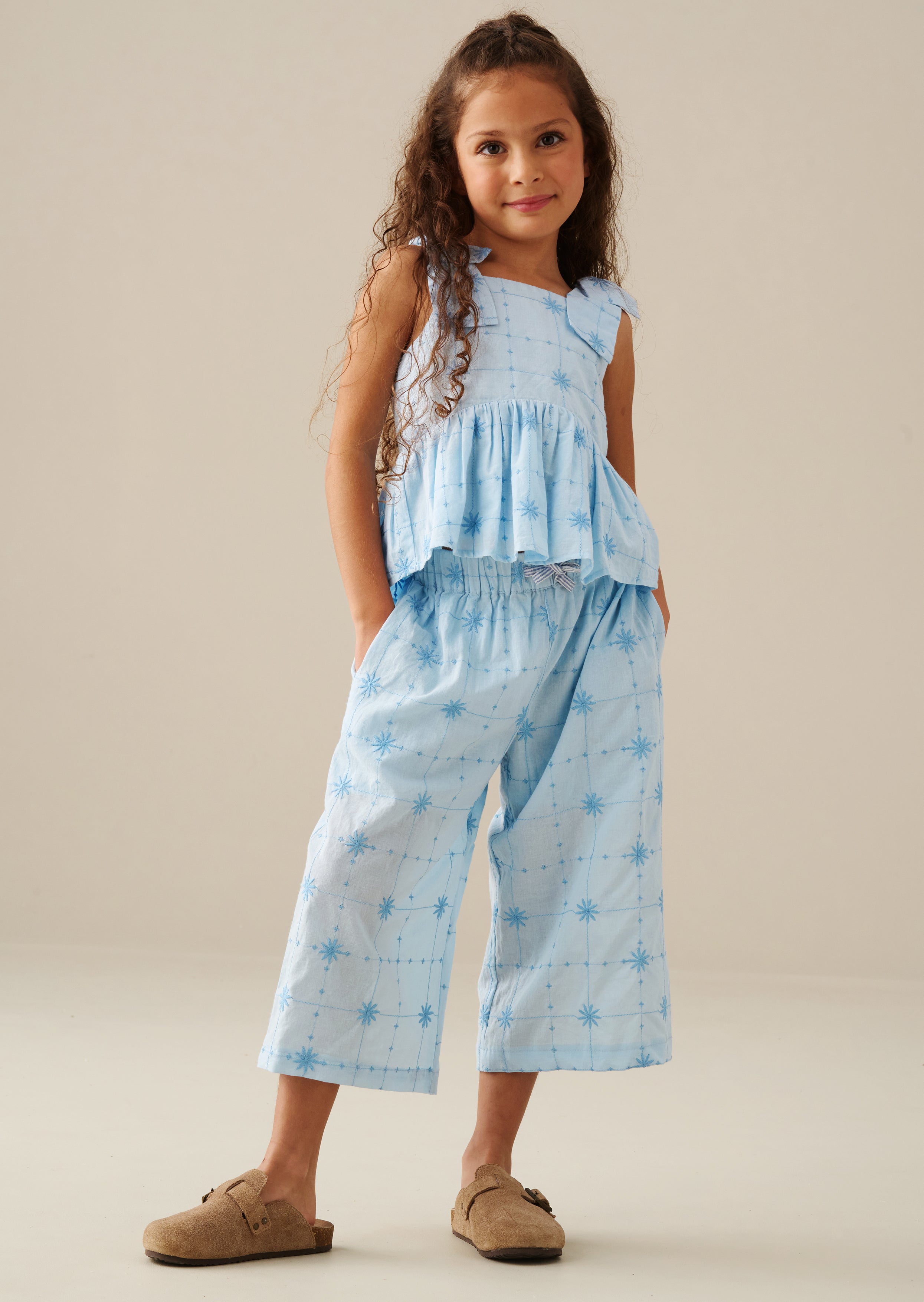 Nellie Bestickte Hose mit weitem Bein und Taillenschnürung