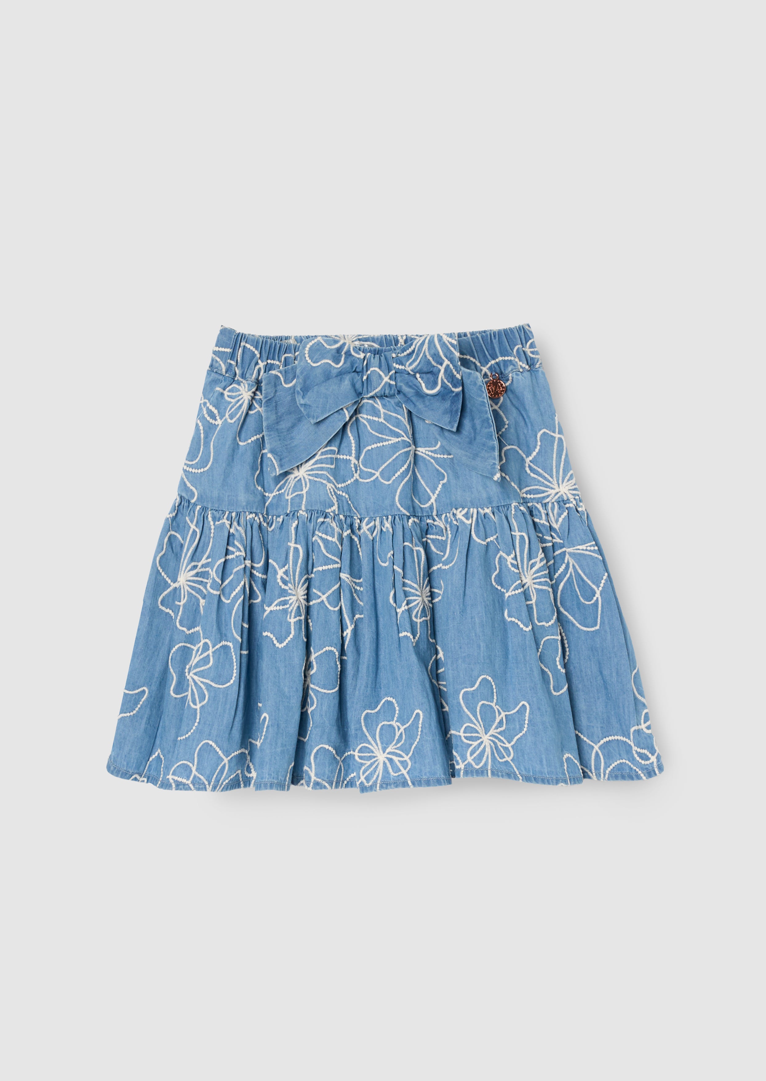 تنورة دينيم مزينة بتطريز مايا مع فيونكة