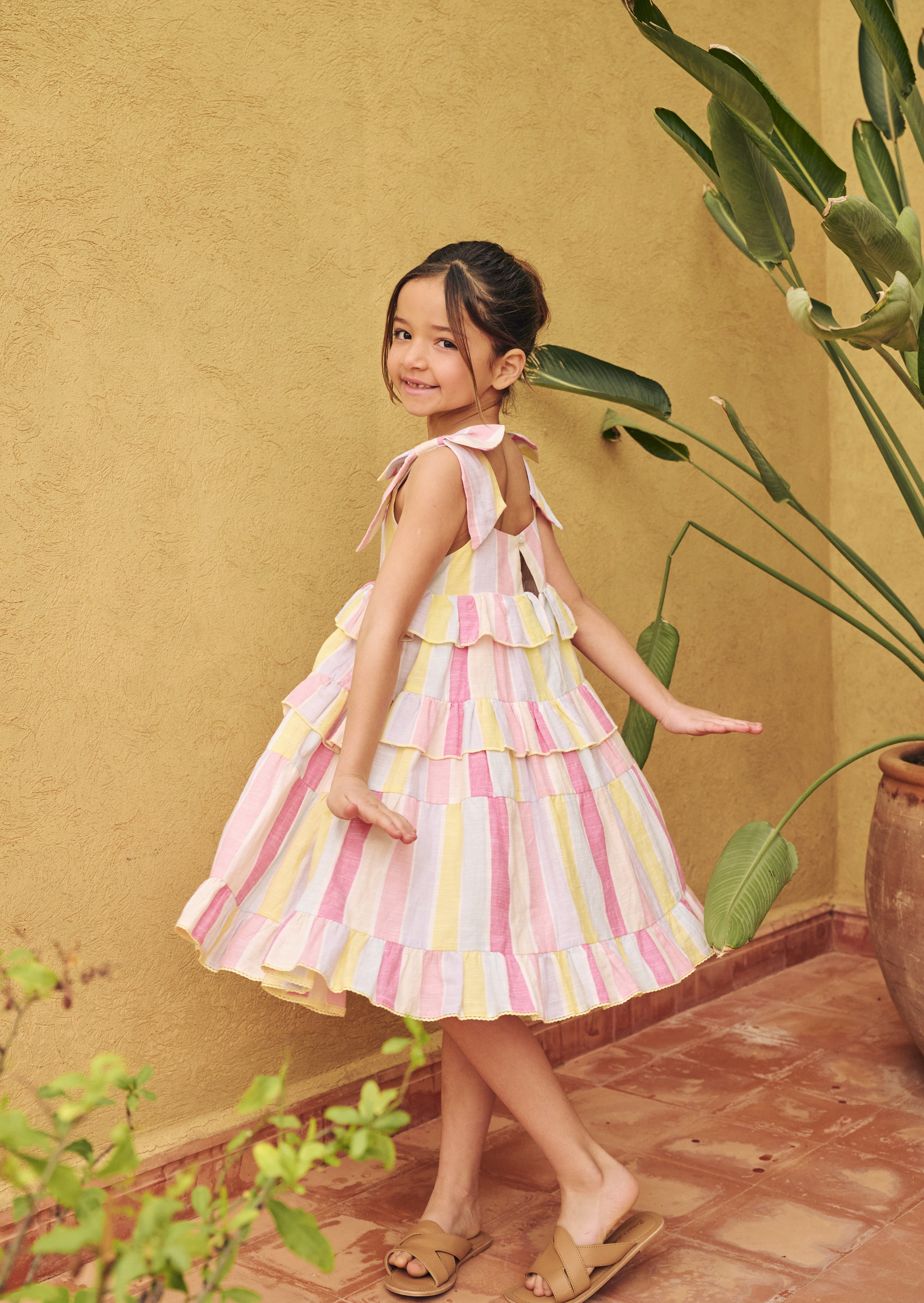 Vestido de capas a rayas pastel Nola