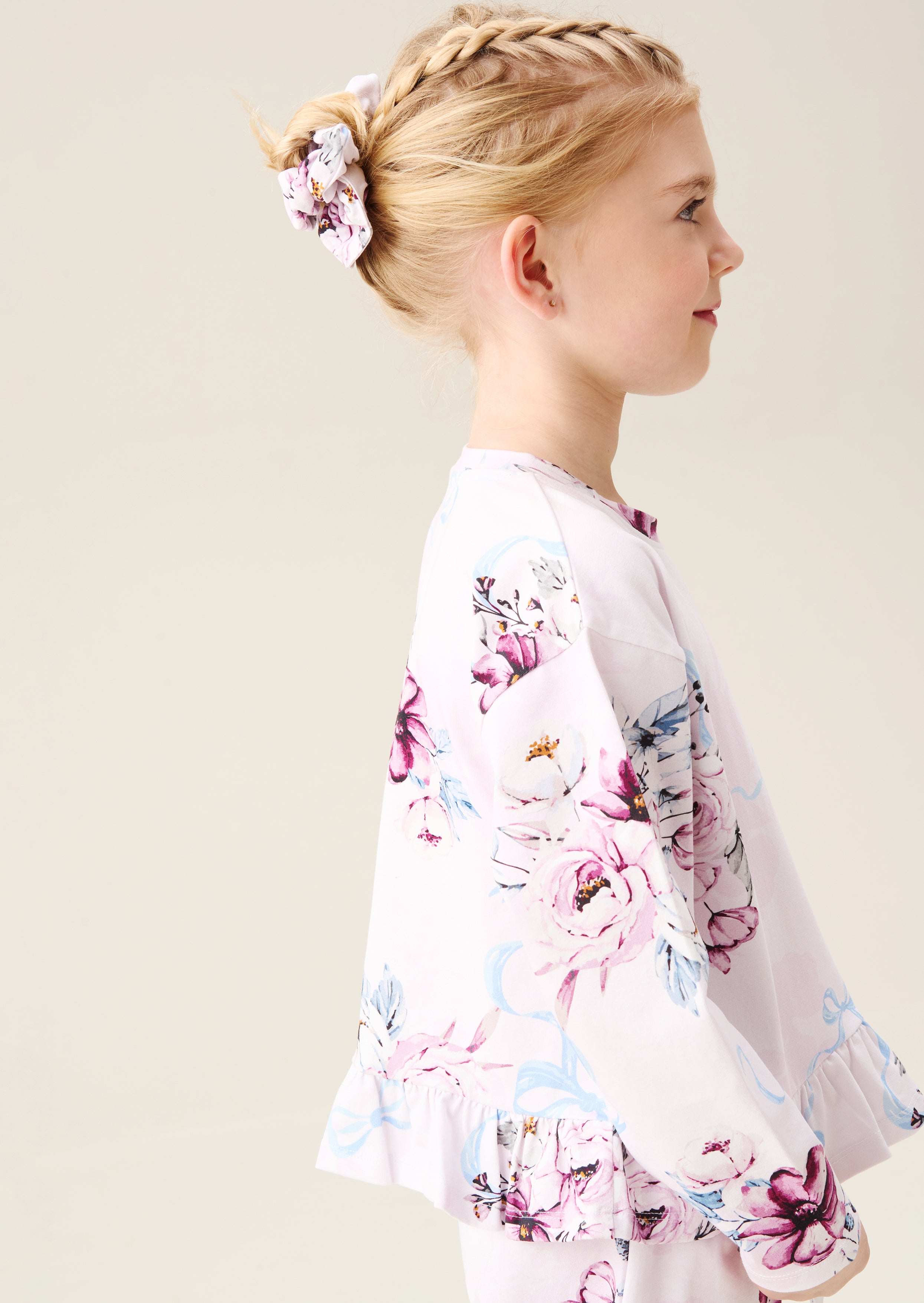 Pyjama à volants avec nœud floral rose Paloma