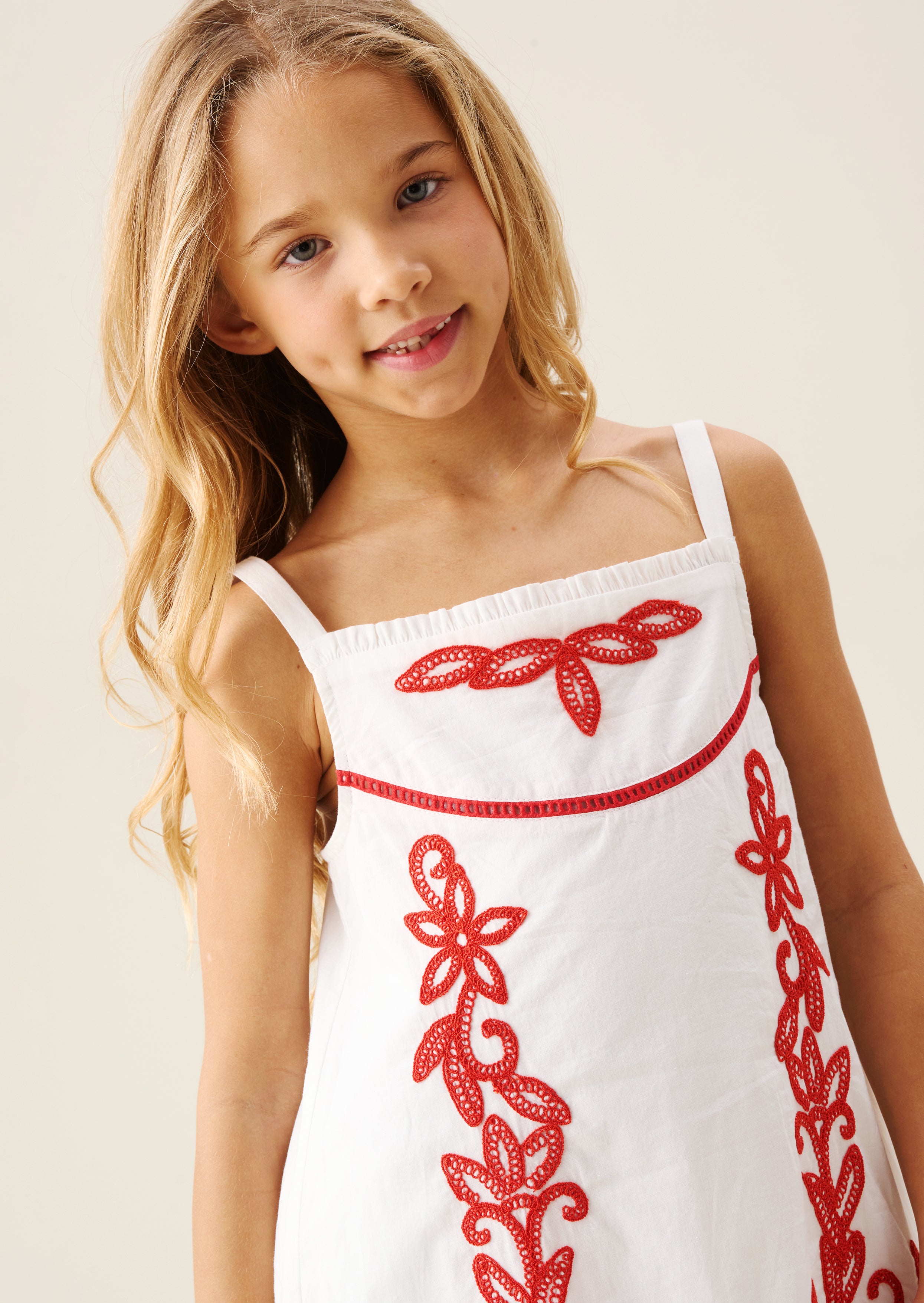 Freya besticktes Sonnentuchkleid