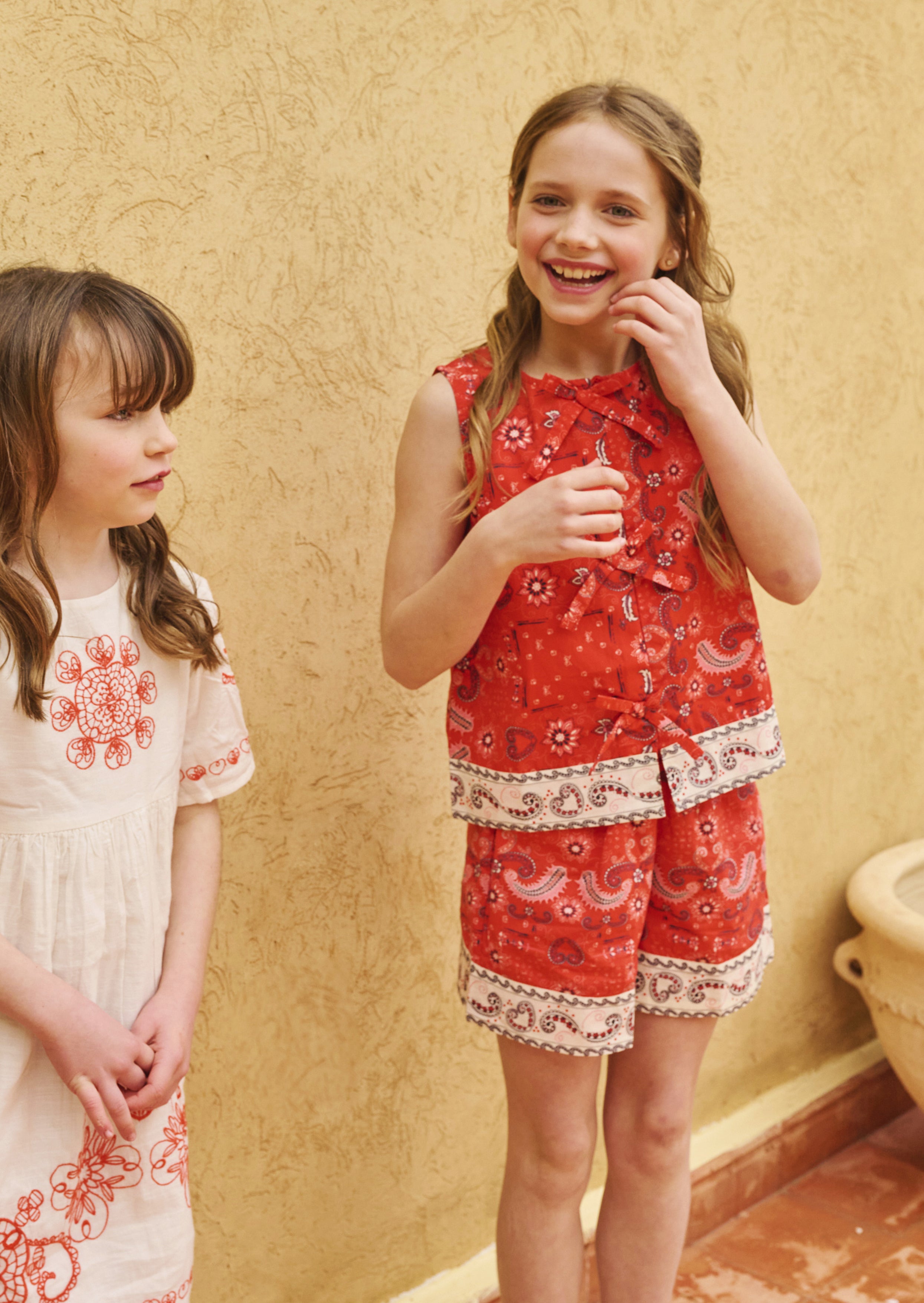 חולצת בנדנה עם קשירה קדמית אווה