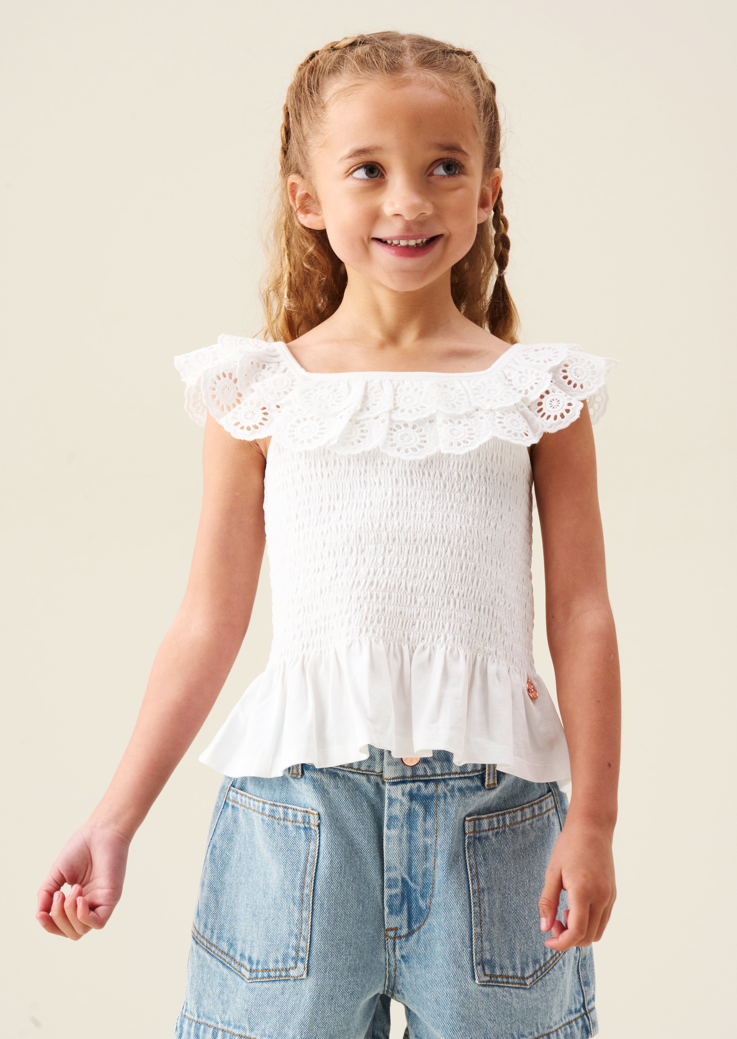 Charlie Stickerei Rüschengesäumtes gerafftes Weste-Oberteil