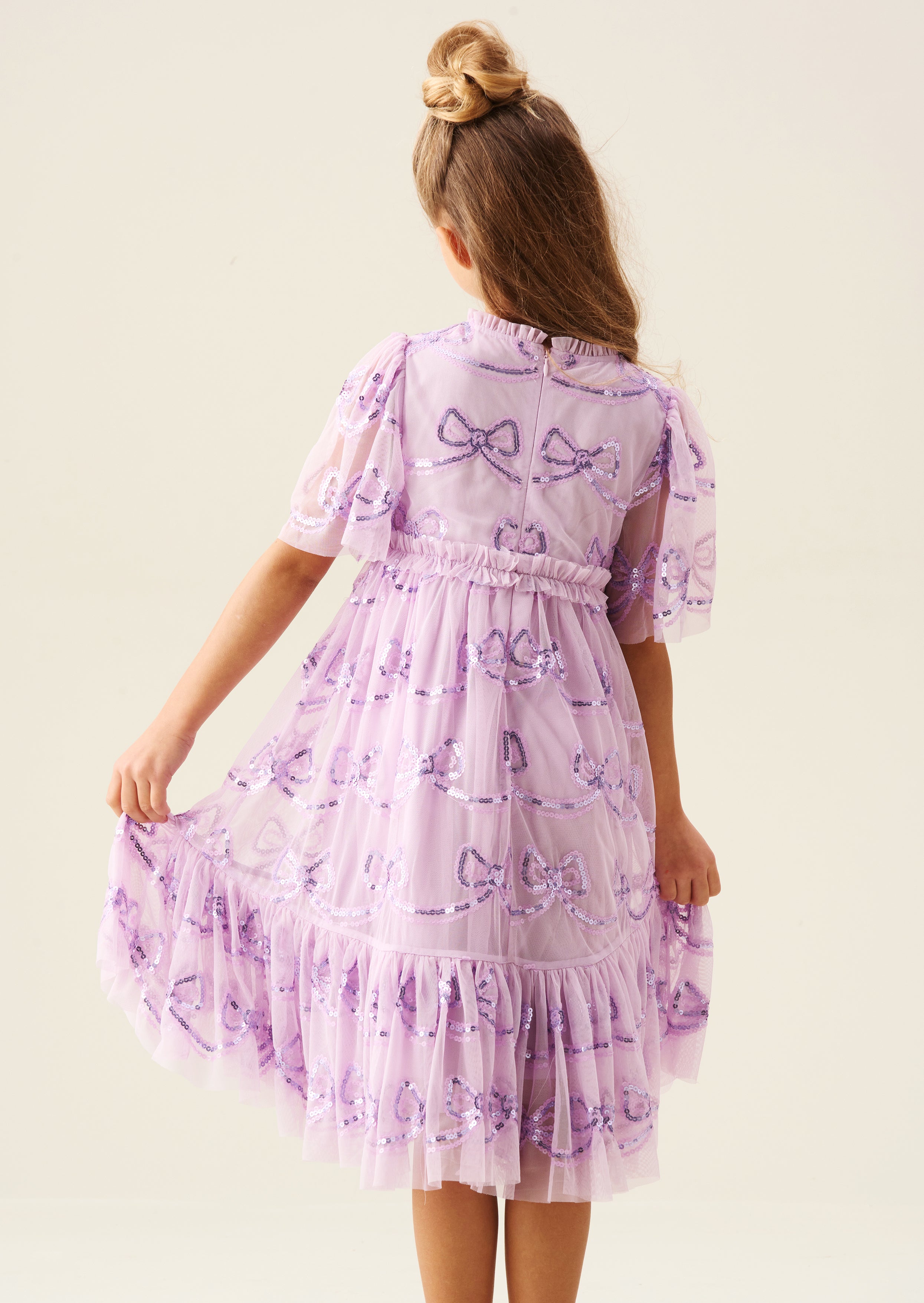 Vestido de Malla con Lentejuelas y Lazo Púrpura Delta