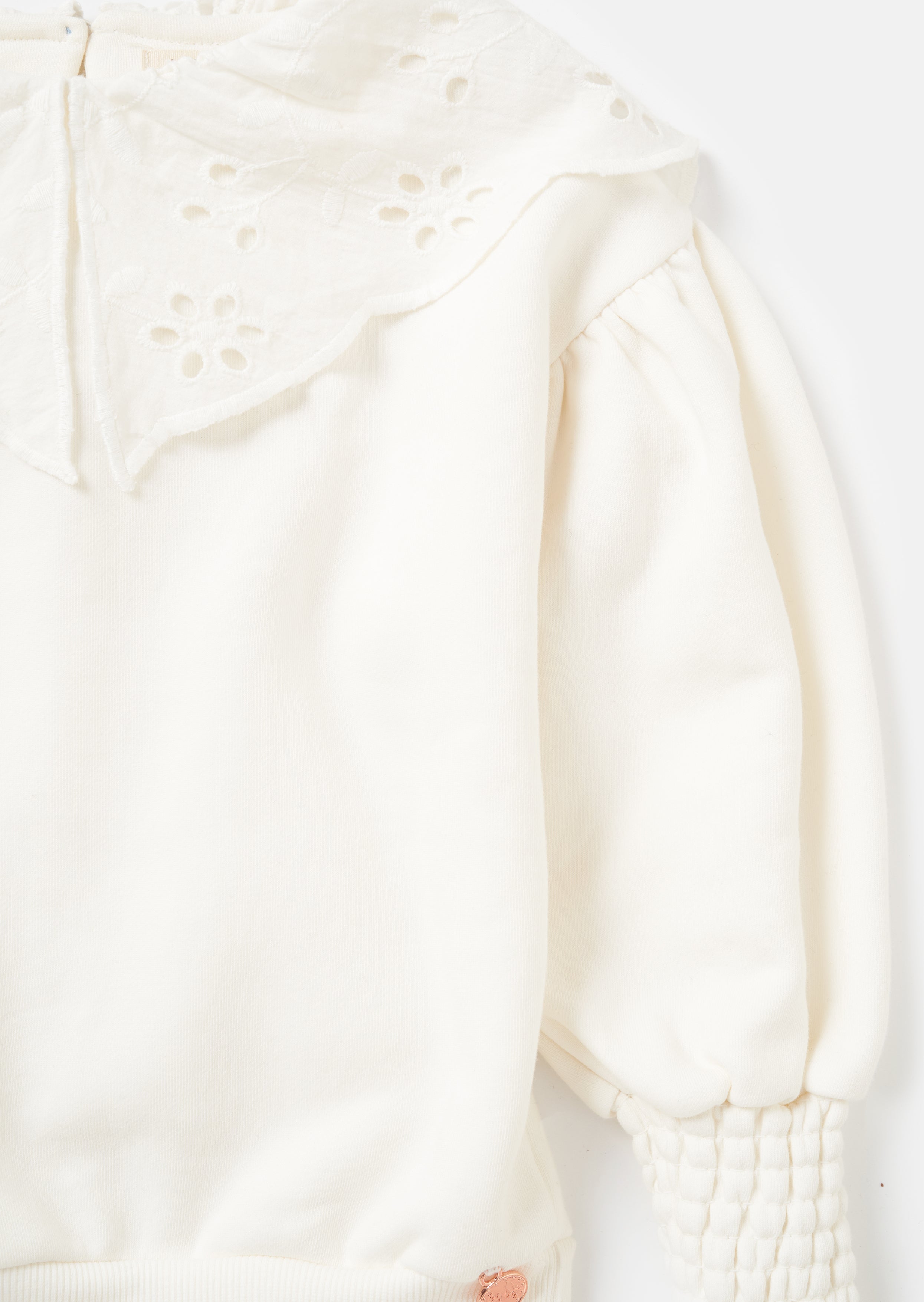 سترة ميا بياقة كريمية