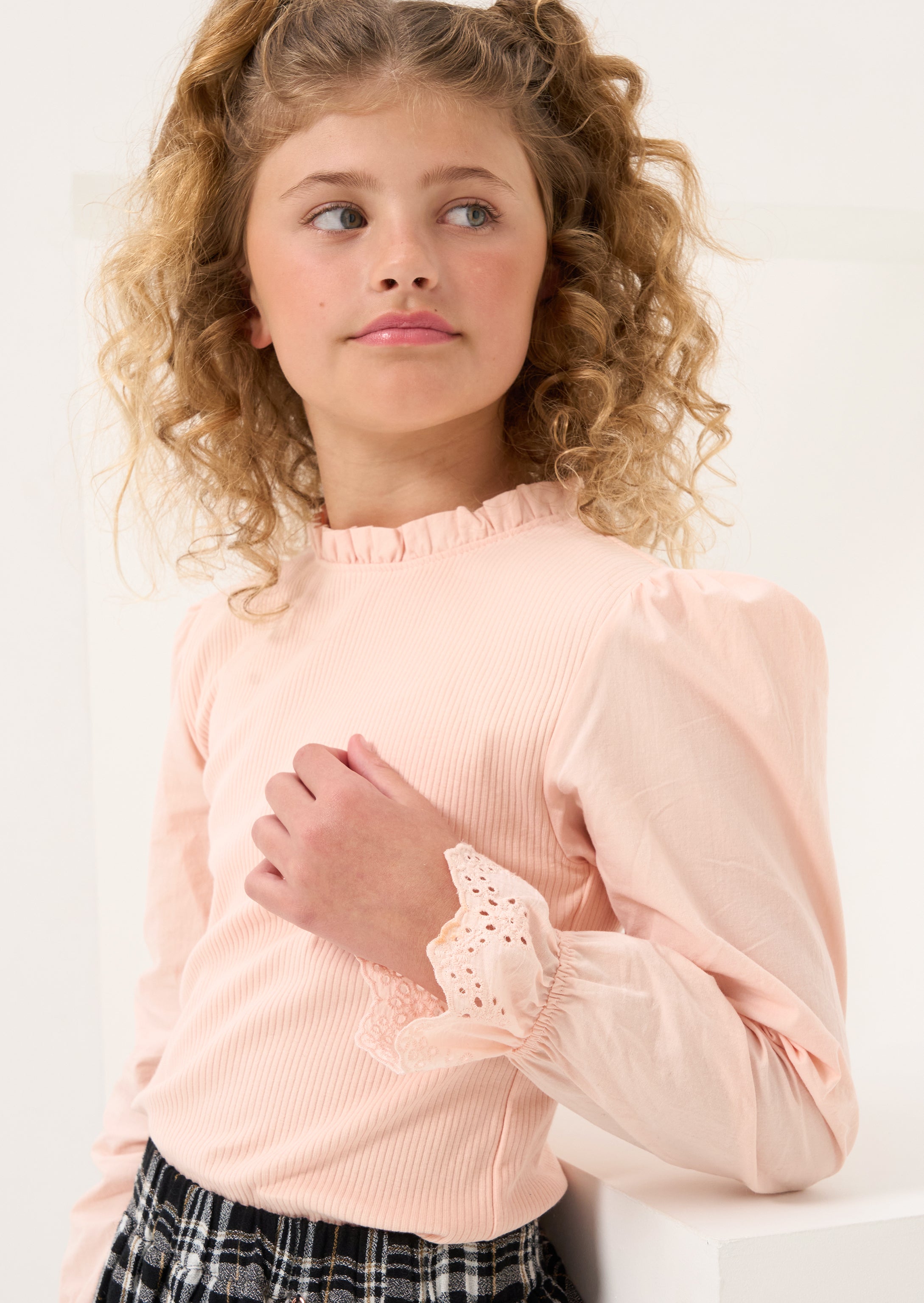 Gia Pink Gewebtes Ärmeloberteil