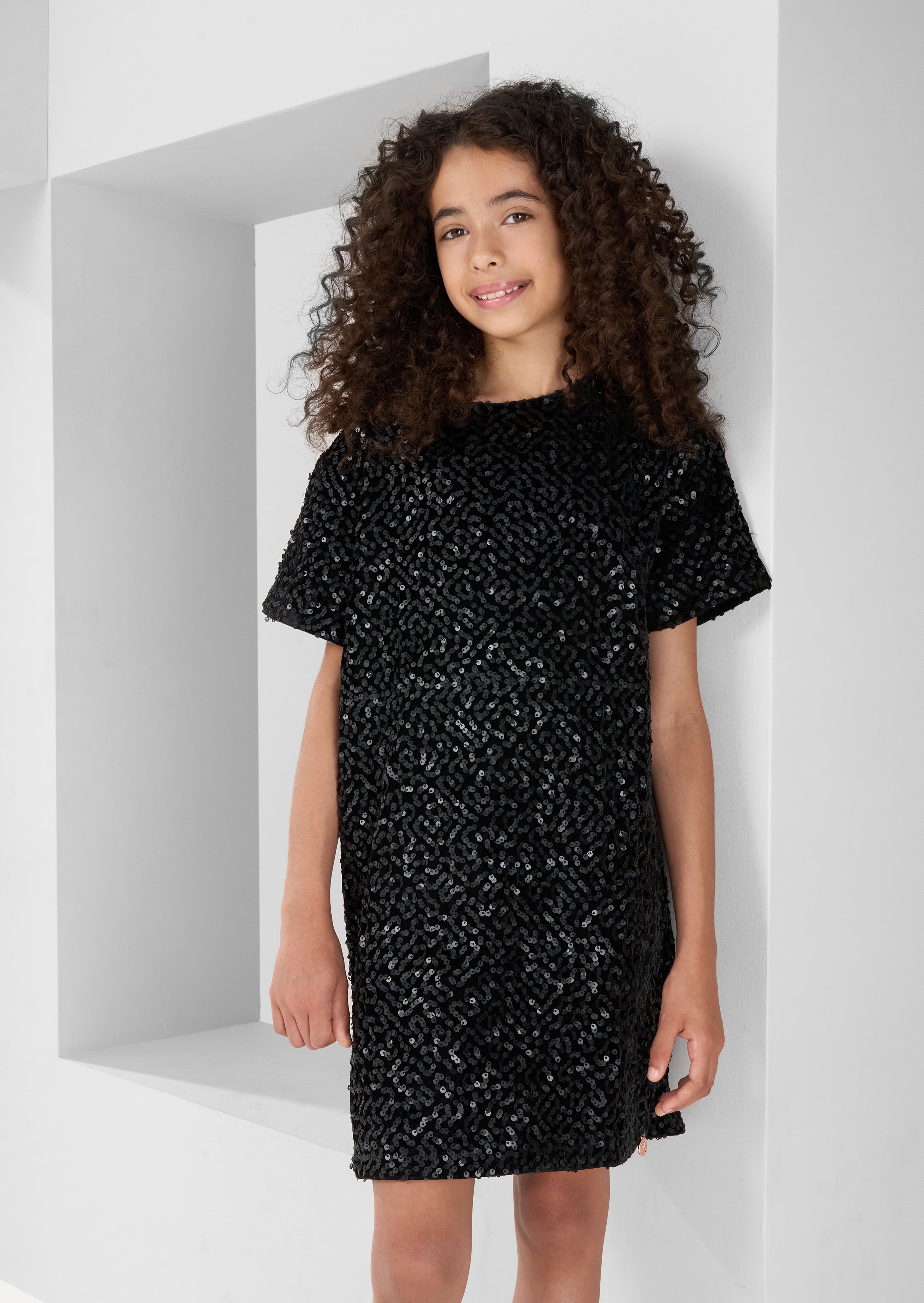Robe droite Lexi mate à sequins