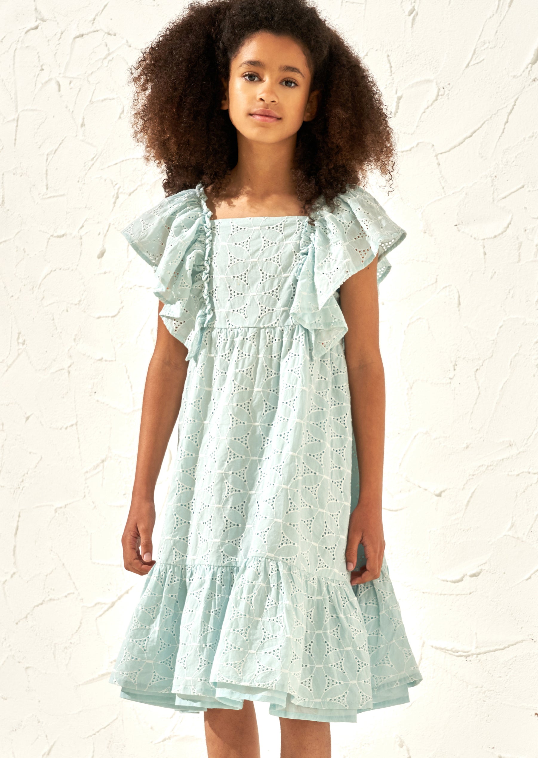 Sukienka Sara Mint z haftem Broderie