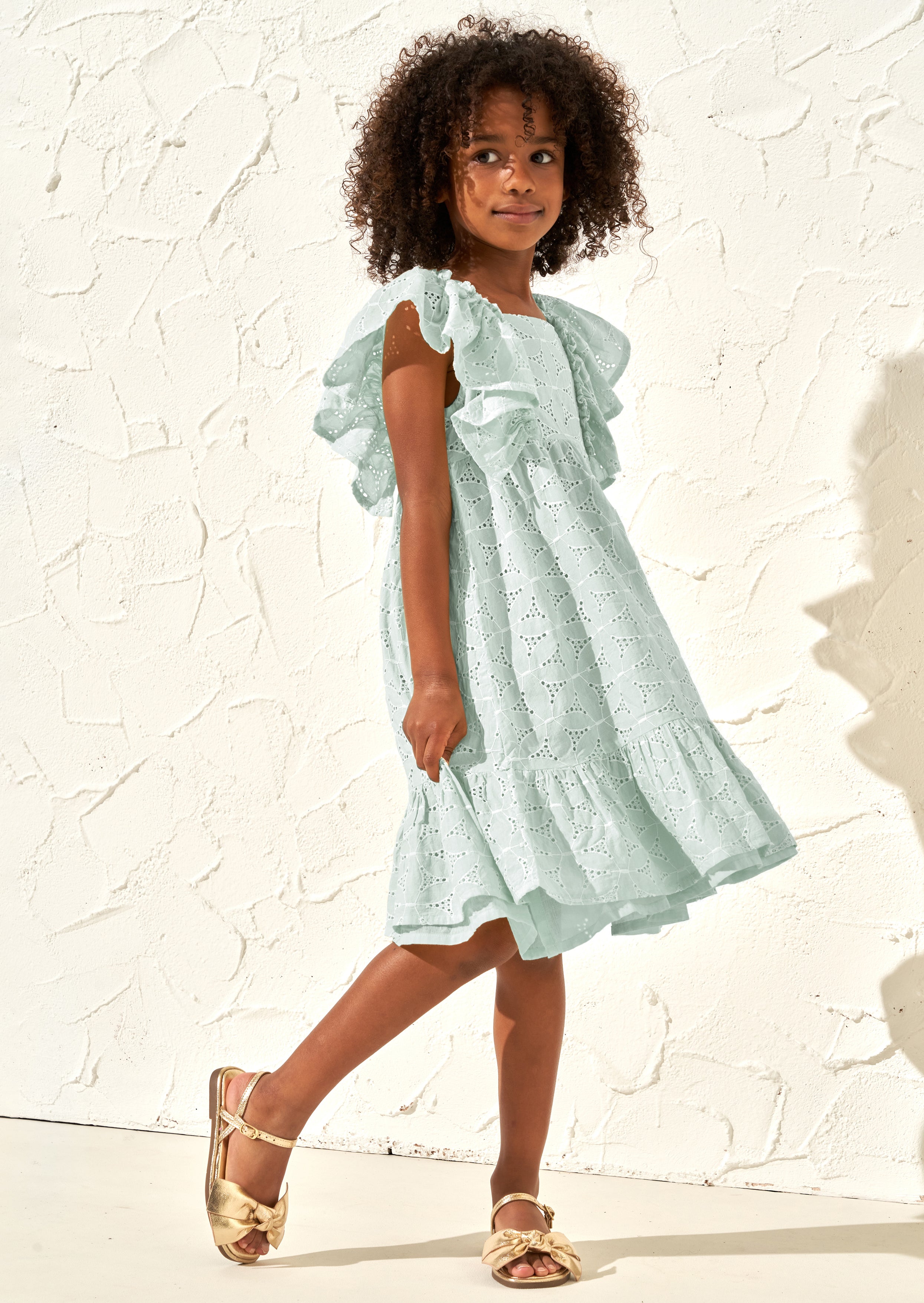 Sukienka Sara Mint z haftem Broderie