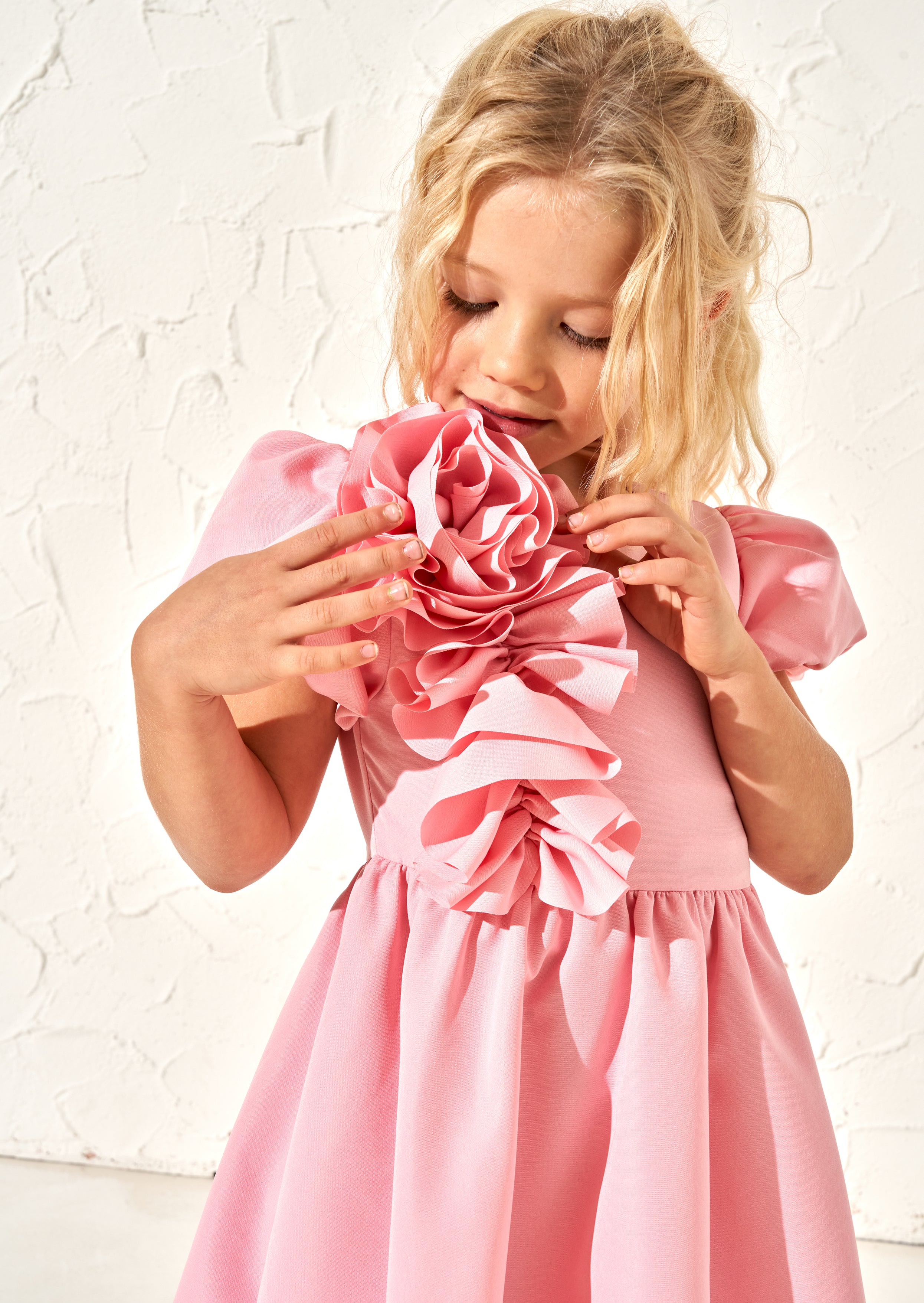 Sukienka Nieve Pink Cascade Corsage