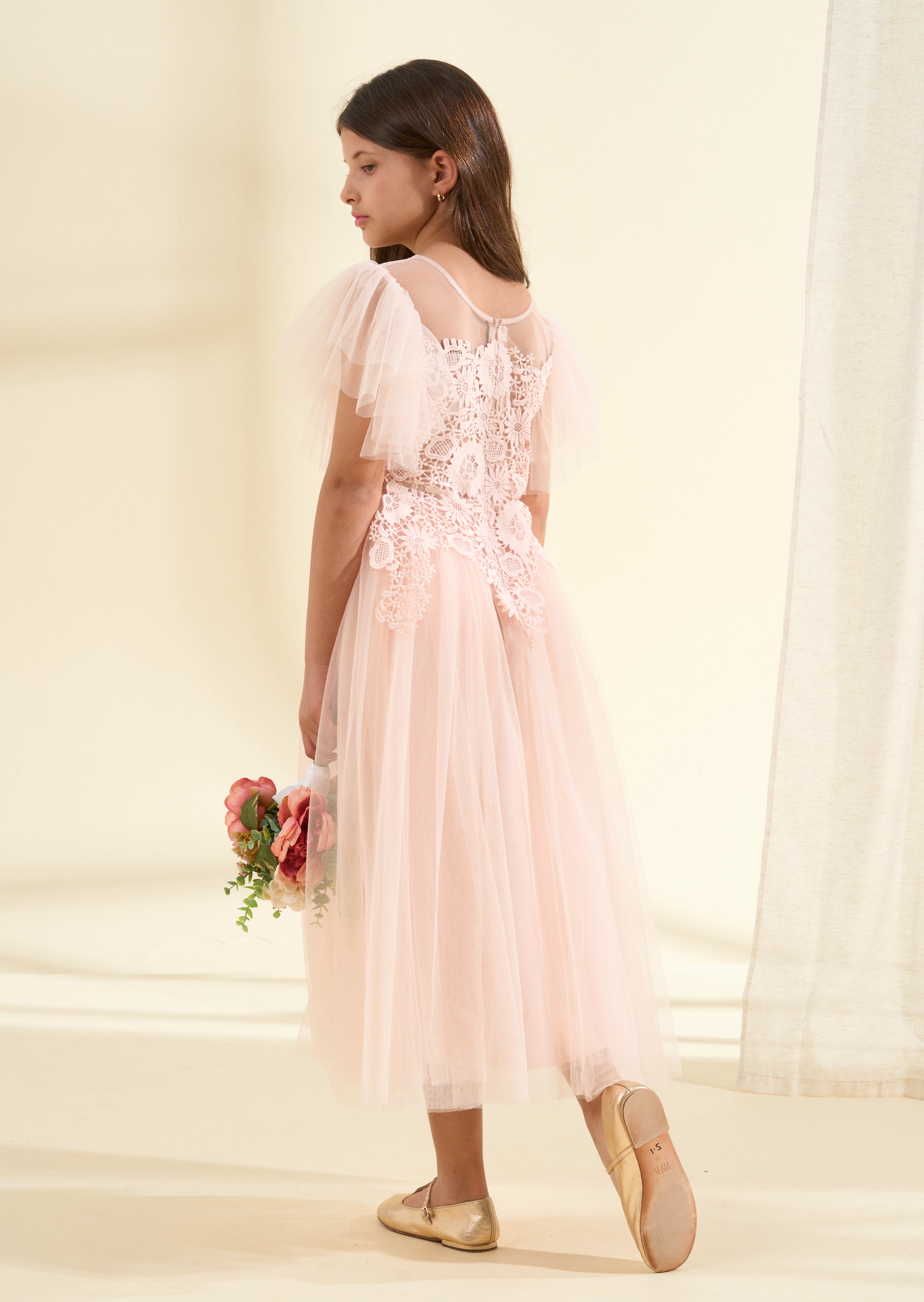 Sukienka Anelise Blush Cascade z koronki