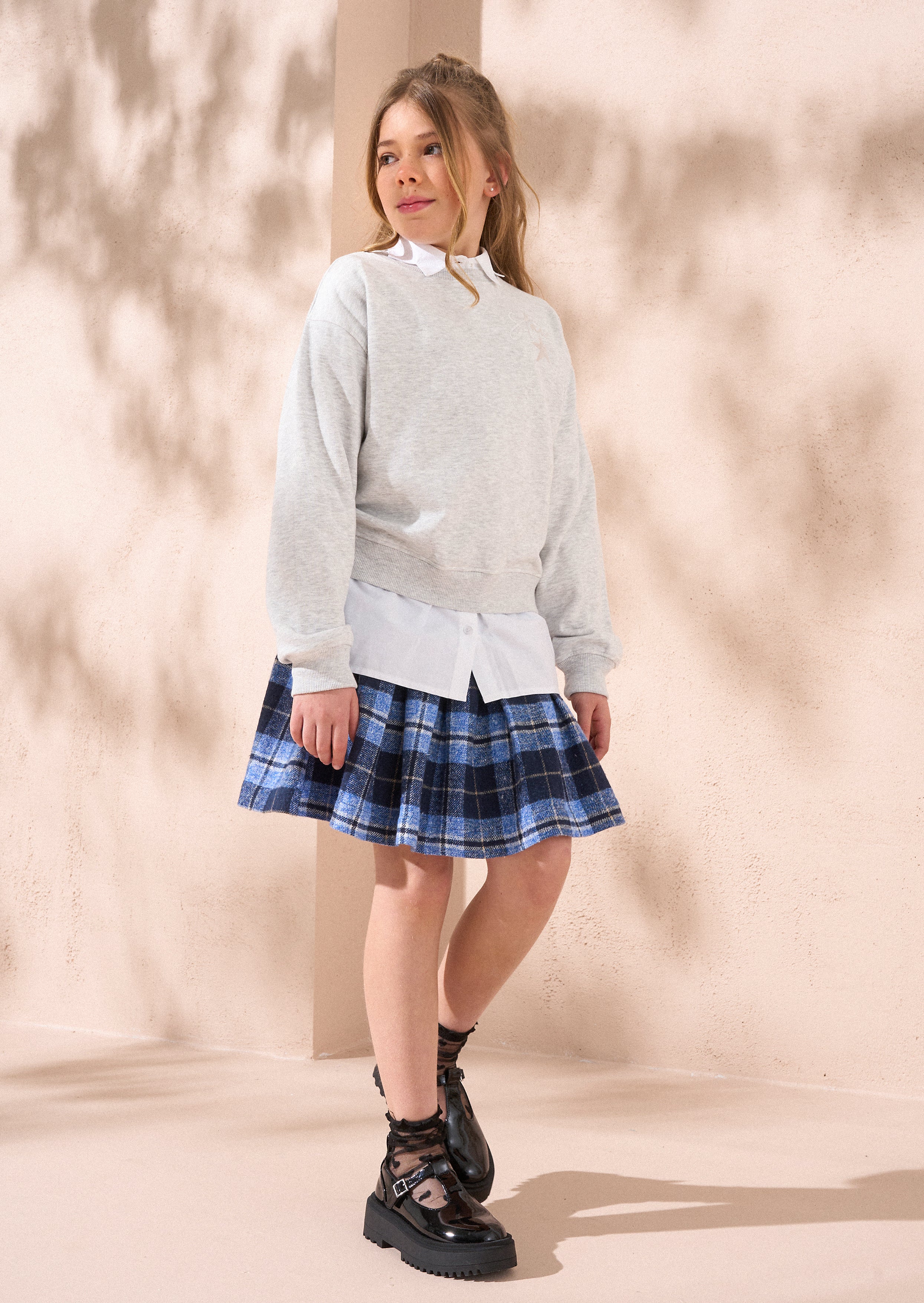 Emilie Grauer Stern Kragen Sweatshirt