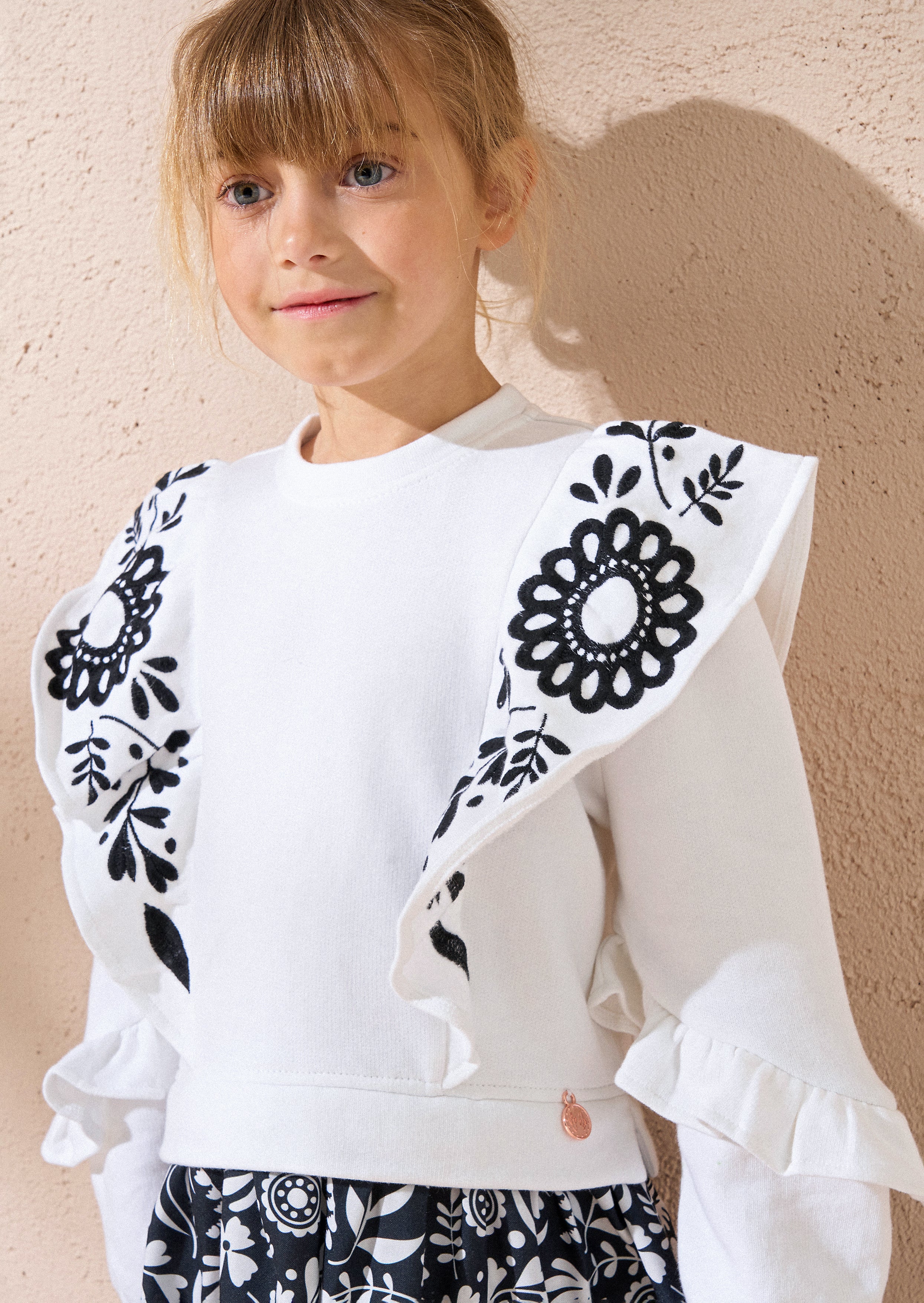 Nadine Elfenbein Folklore-Print Sweatkleid