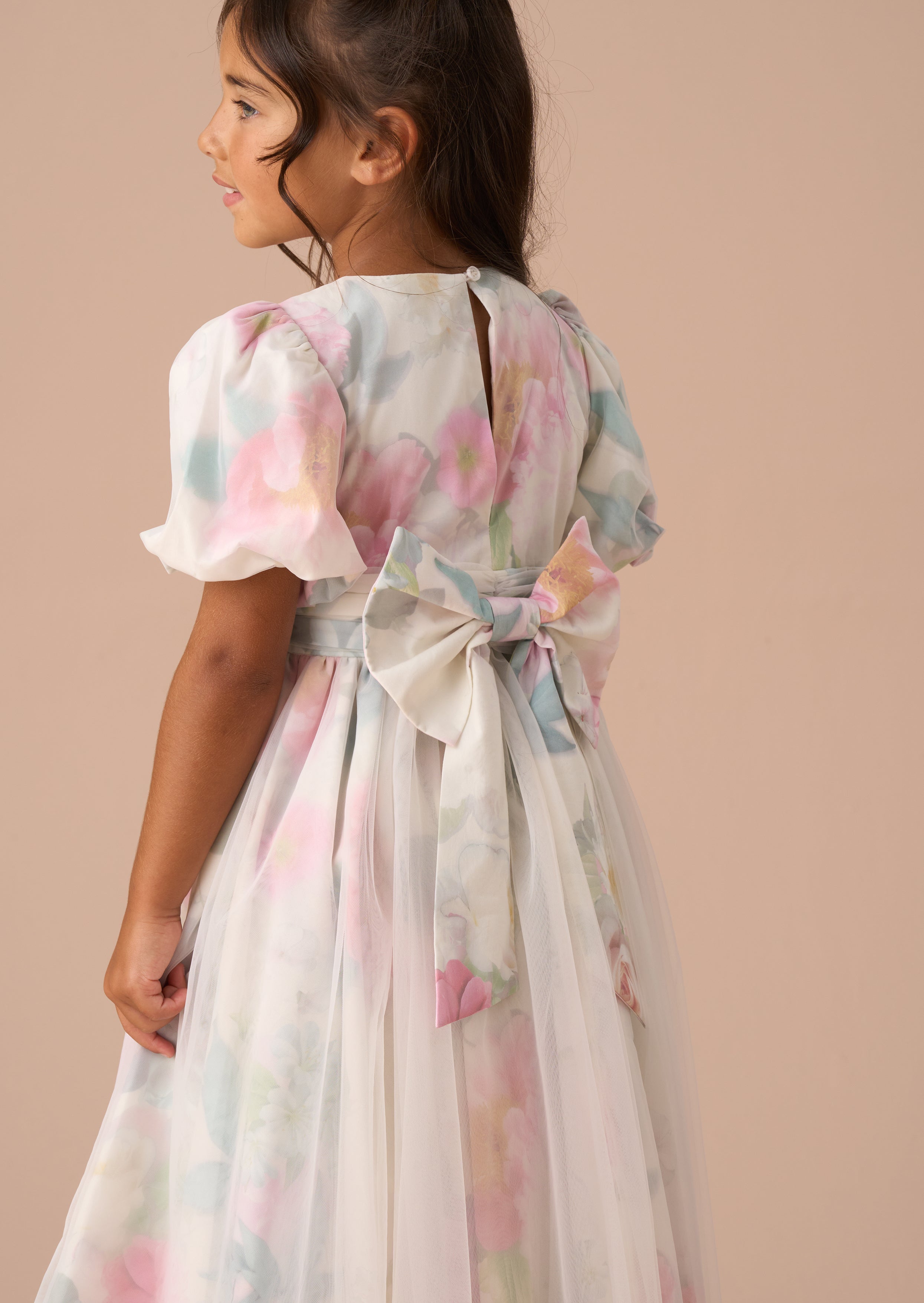 Robe rose imprimée en mesh à manches bouffantes