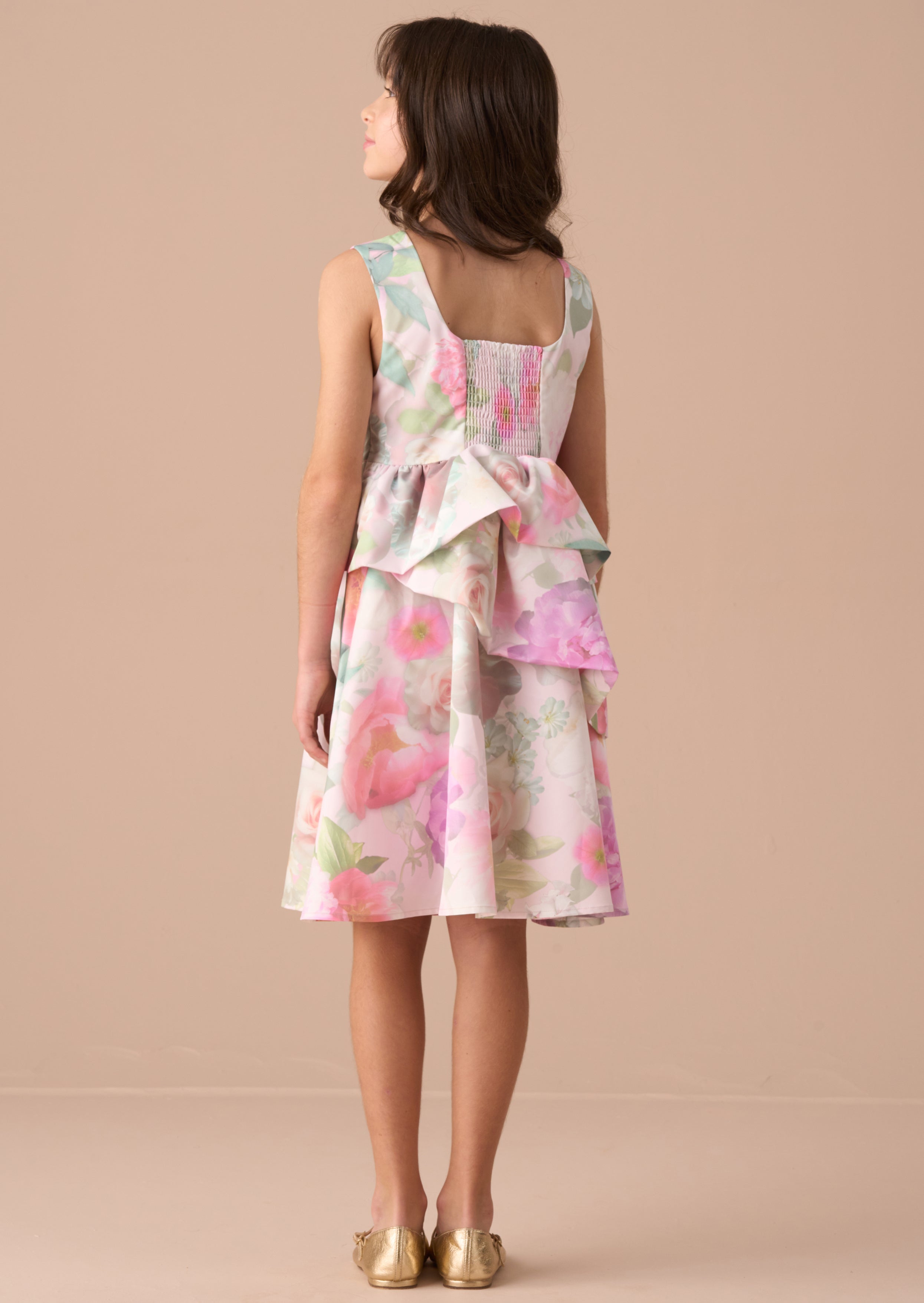 Vestido estampado de volantes en capas Lilah rosa