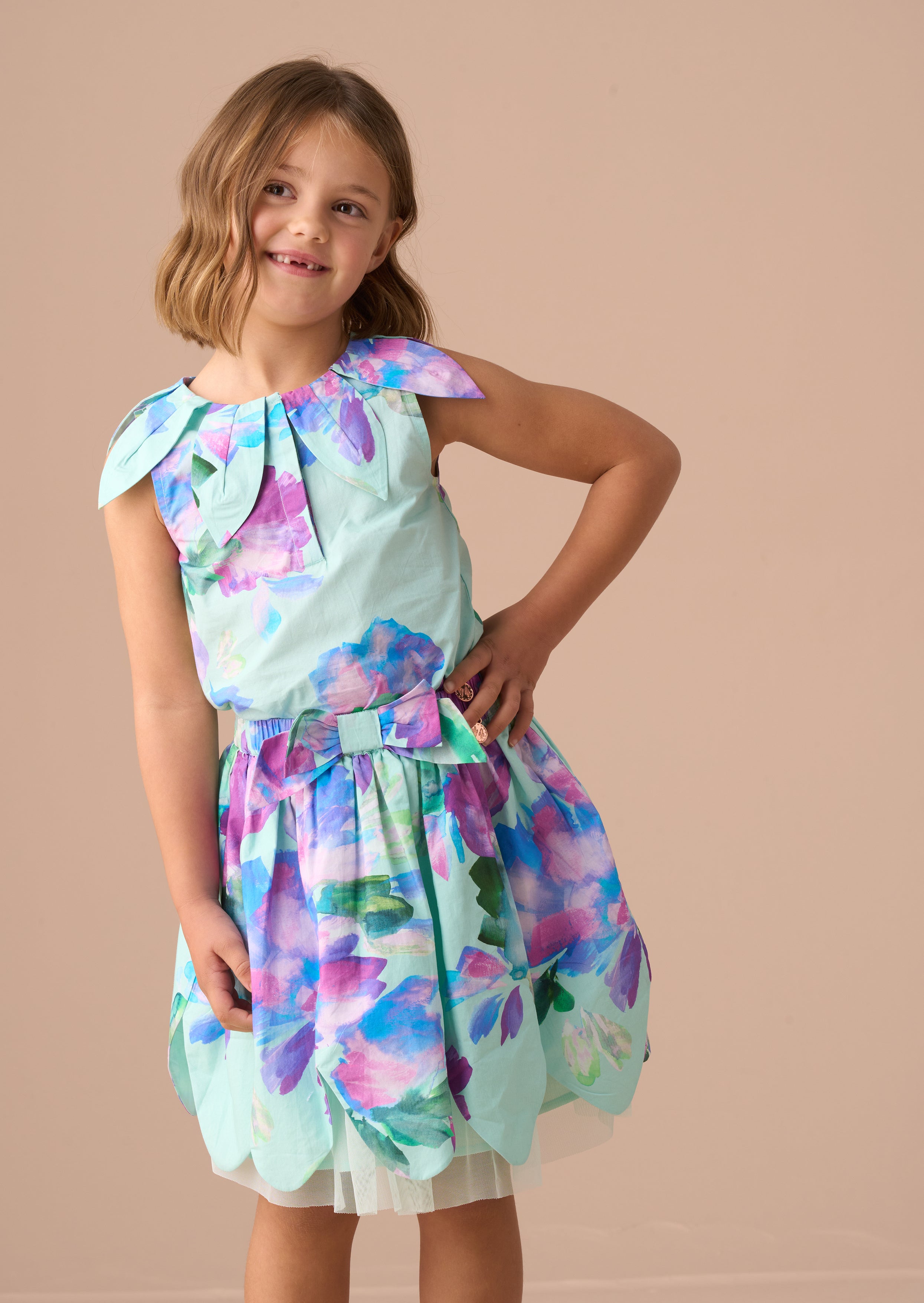 Top con cuello de pétalos Darcy Mint Petal