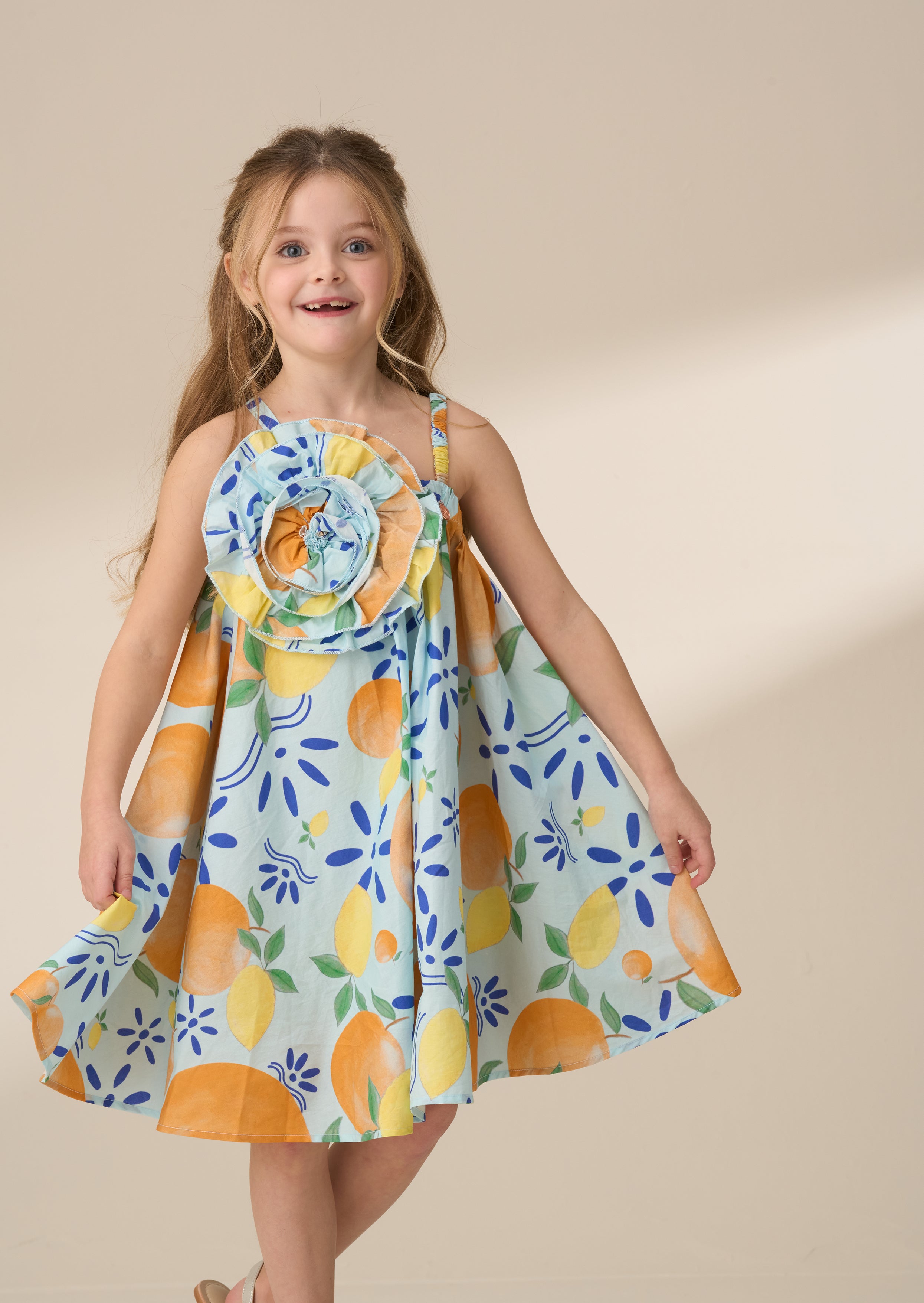 Vestido Carrie con Corsage y Estampado Múltiple de Vuelo