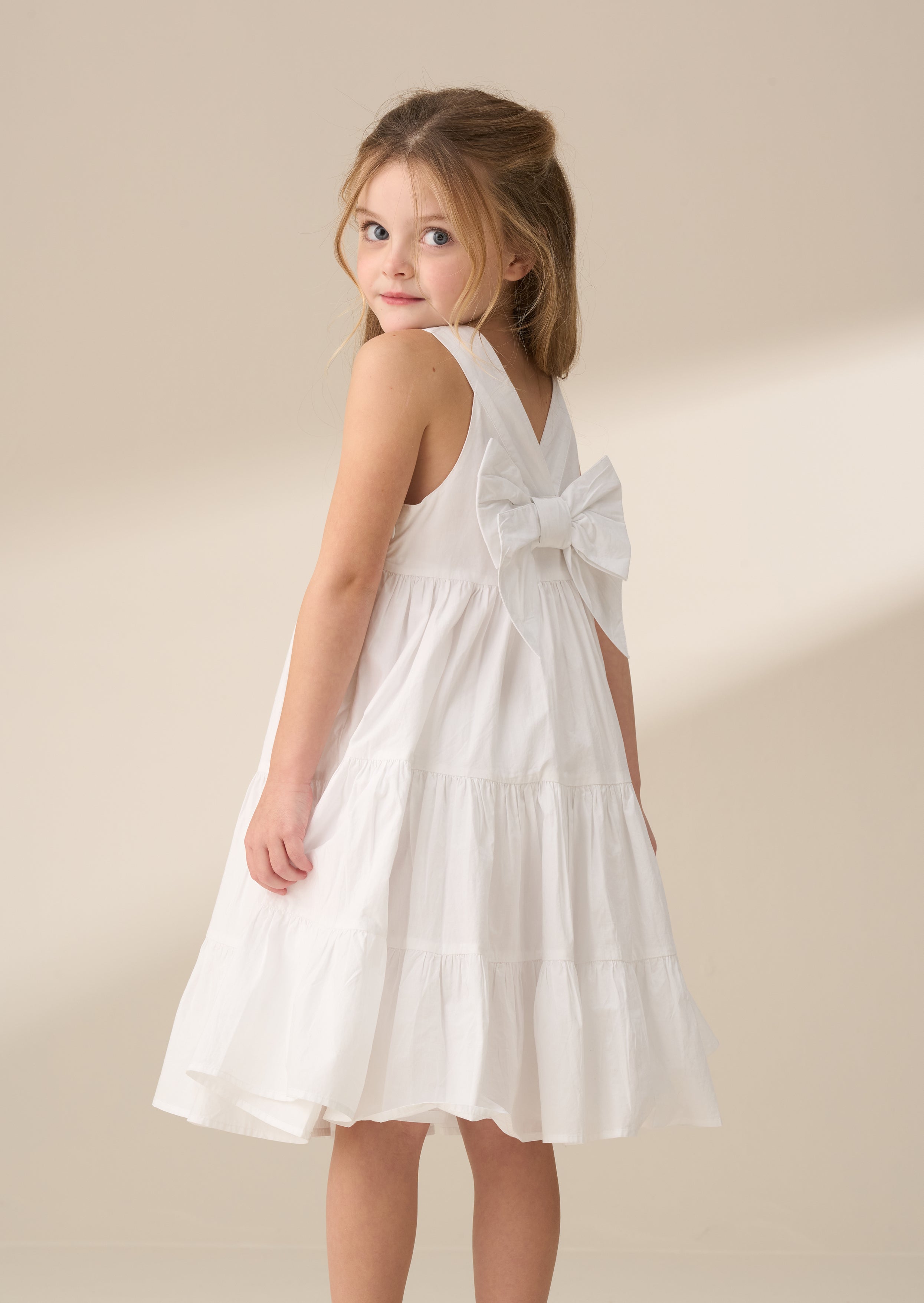 Sukienka Demi White Tiered Bow Back