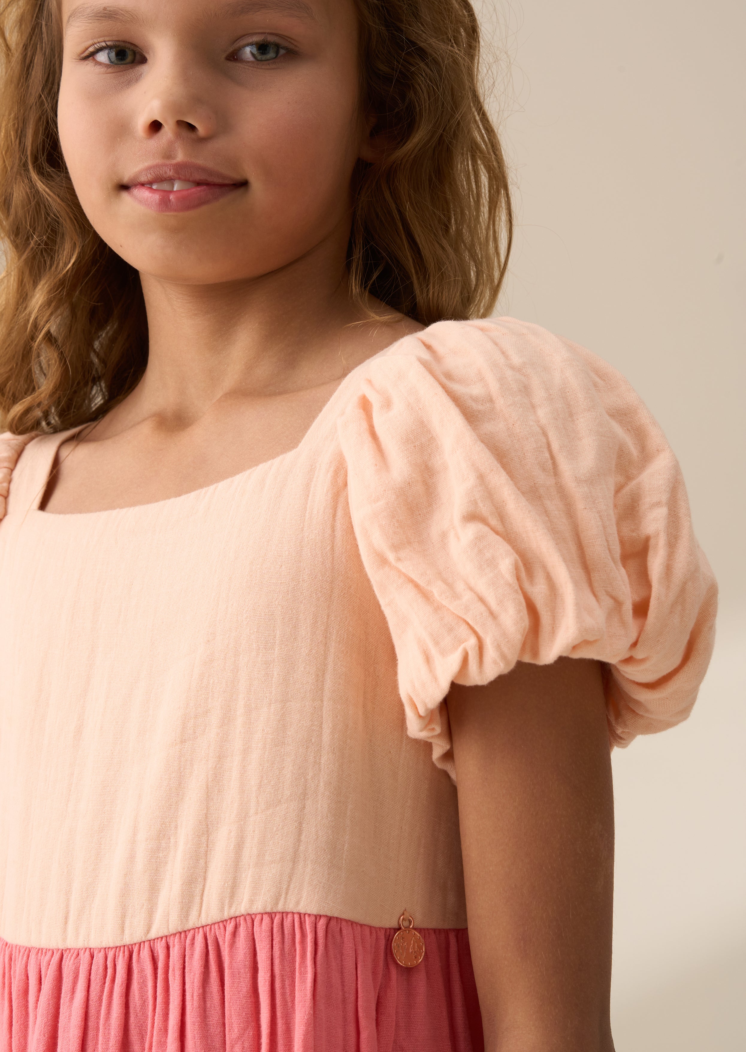 Vestido Casey Multinivel con Bloques de Color