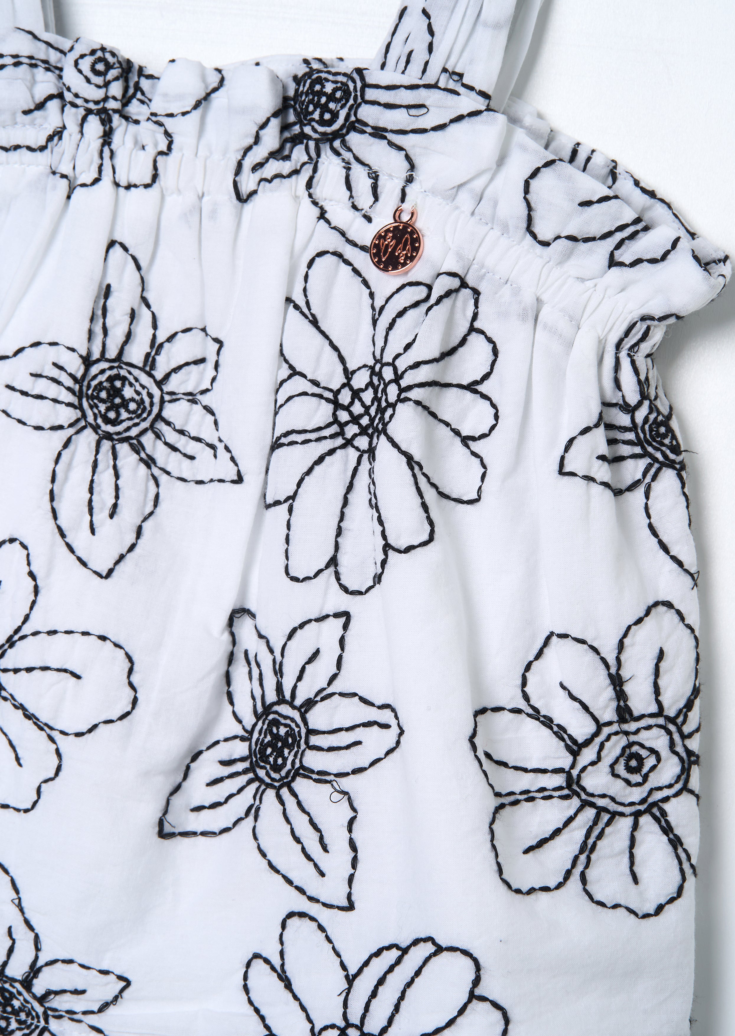 Top Maya White Embroidered Woven