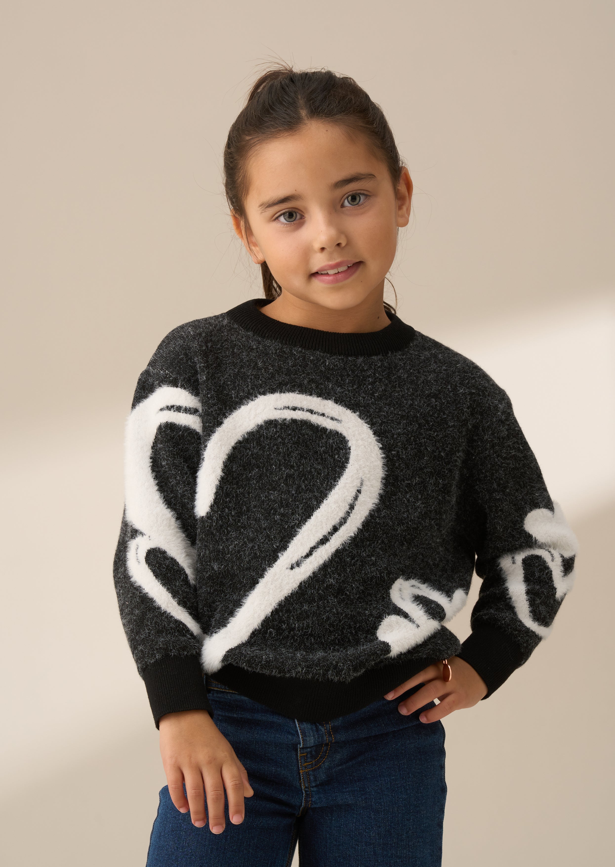 Pull Zara noir à cœur