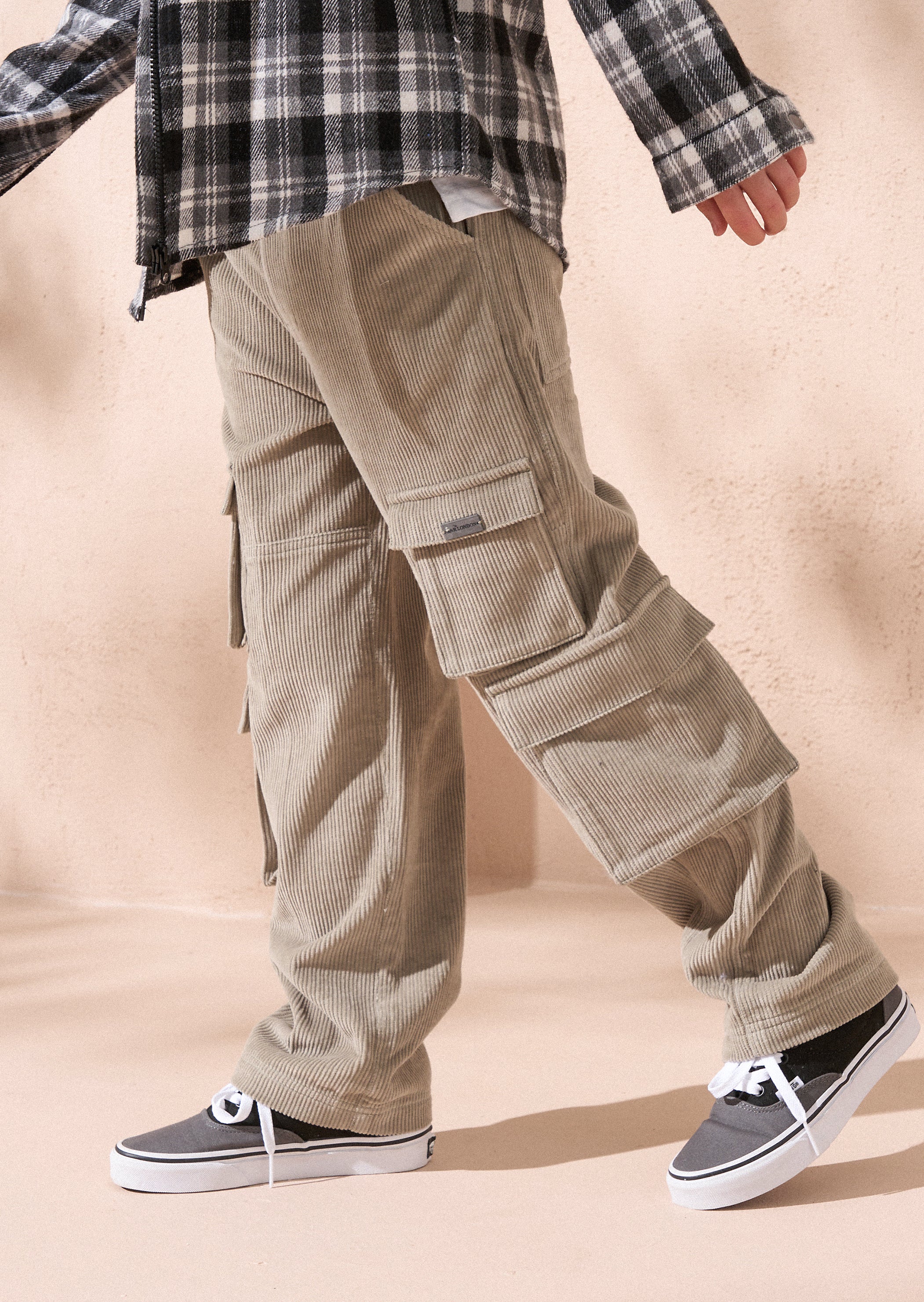 Carlton Stone Kord Skaterhose