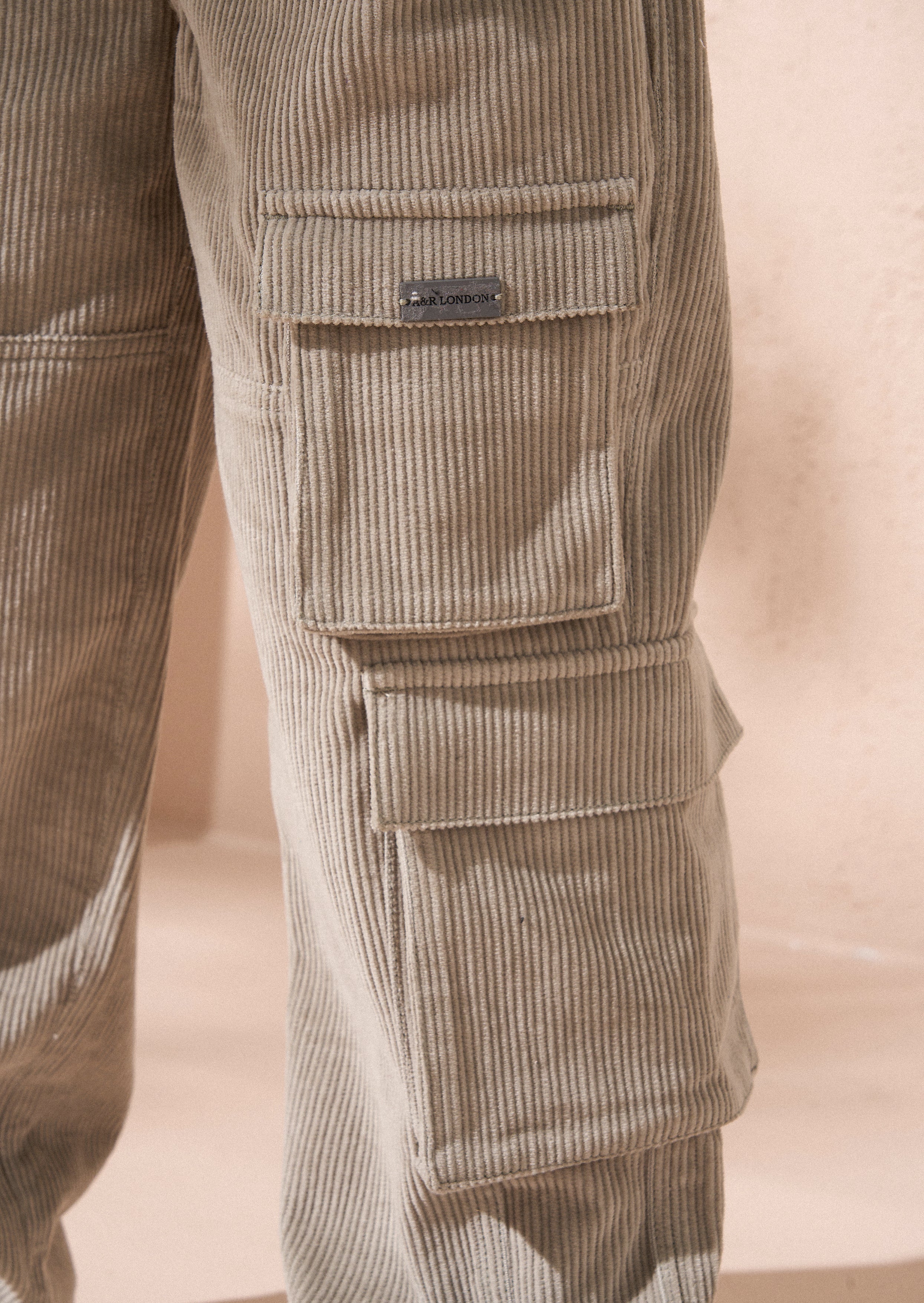 Carlton Stone Kord Skaterhose