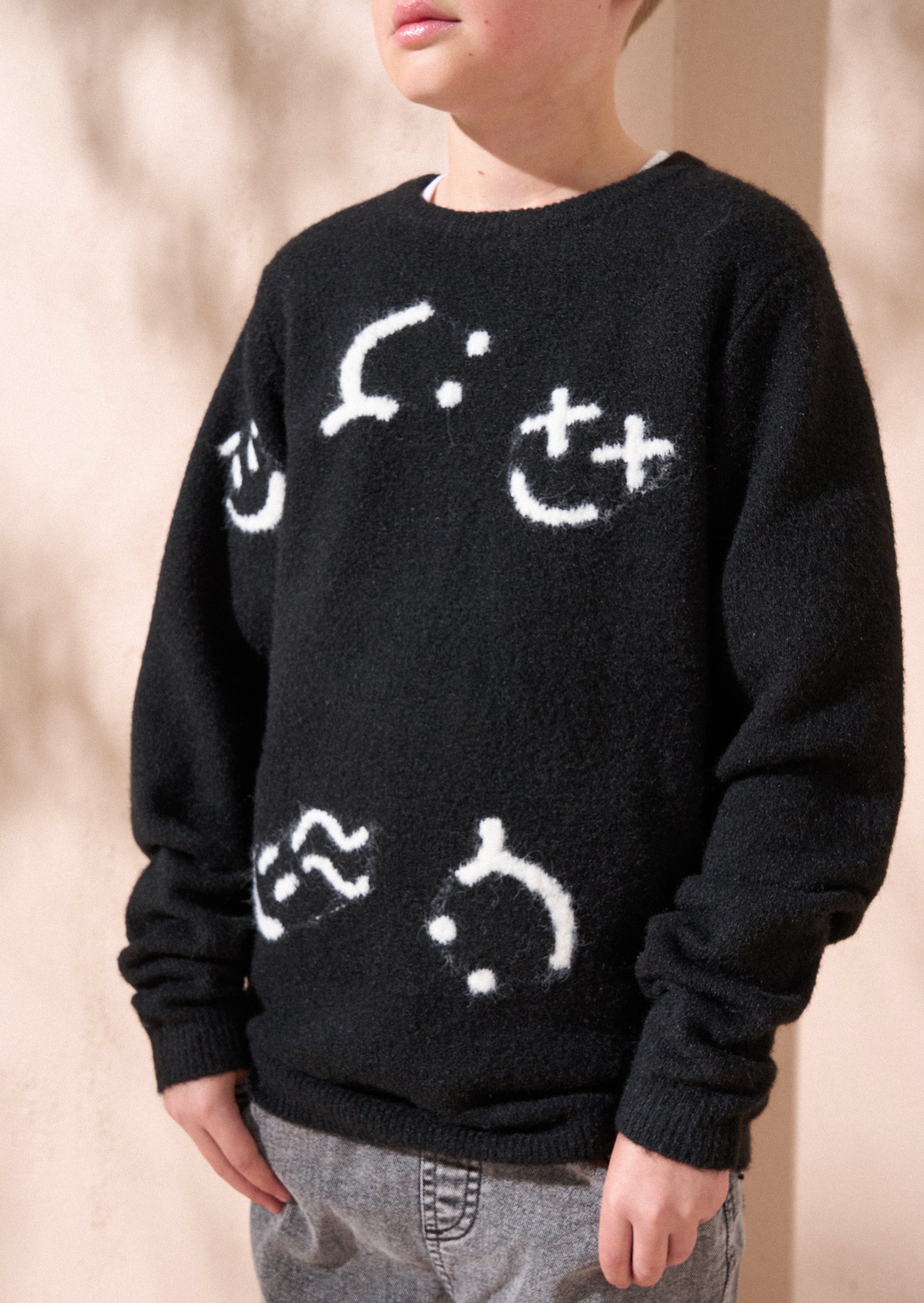 Jasper Schwarzer Smiley Pullover