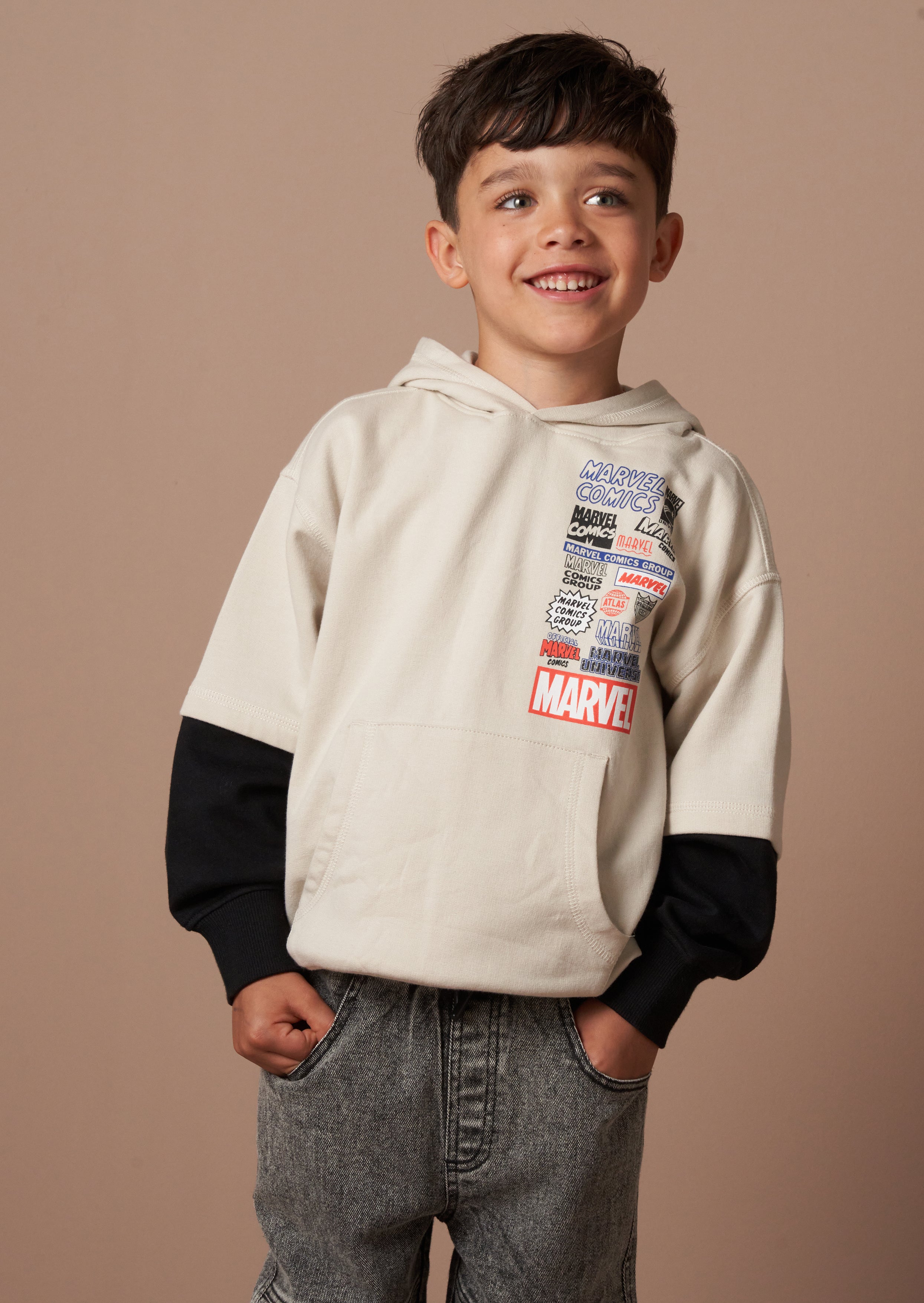 Marvel Stone Kapuzenpullover mit doppellagigem Effekt