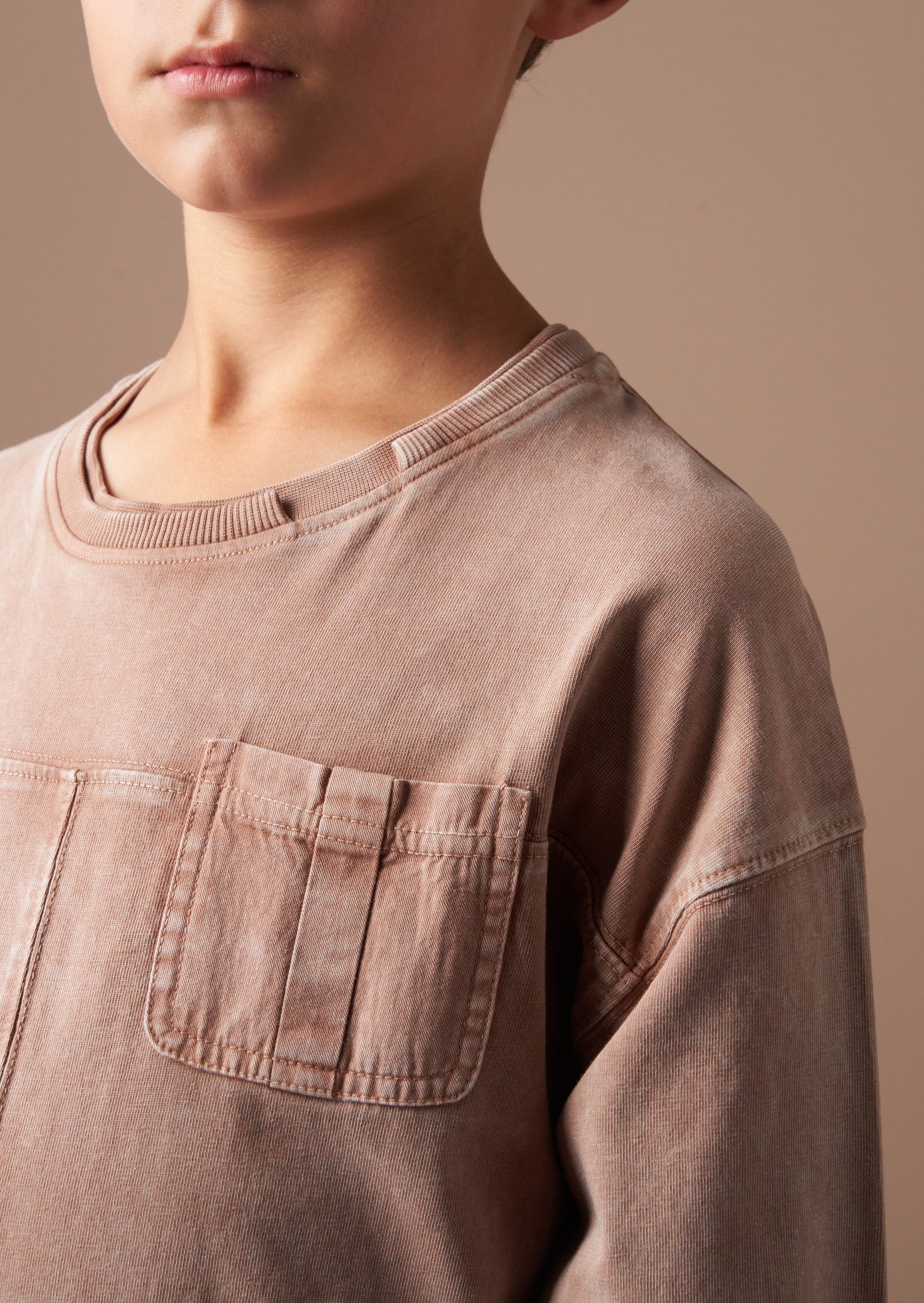 Evan Taupe Langarm gewaschenes T-Shirt