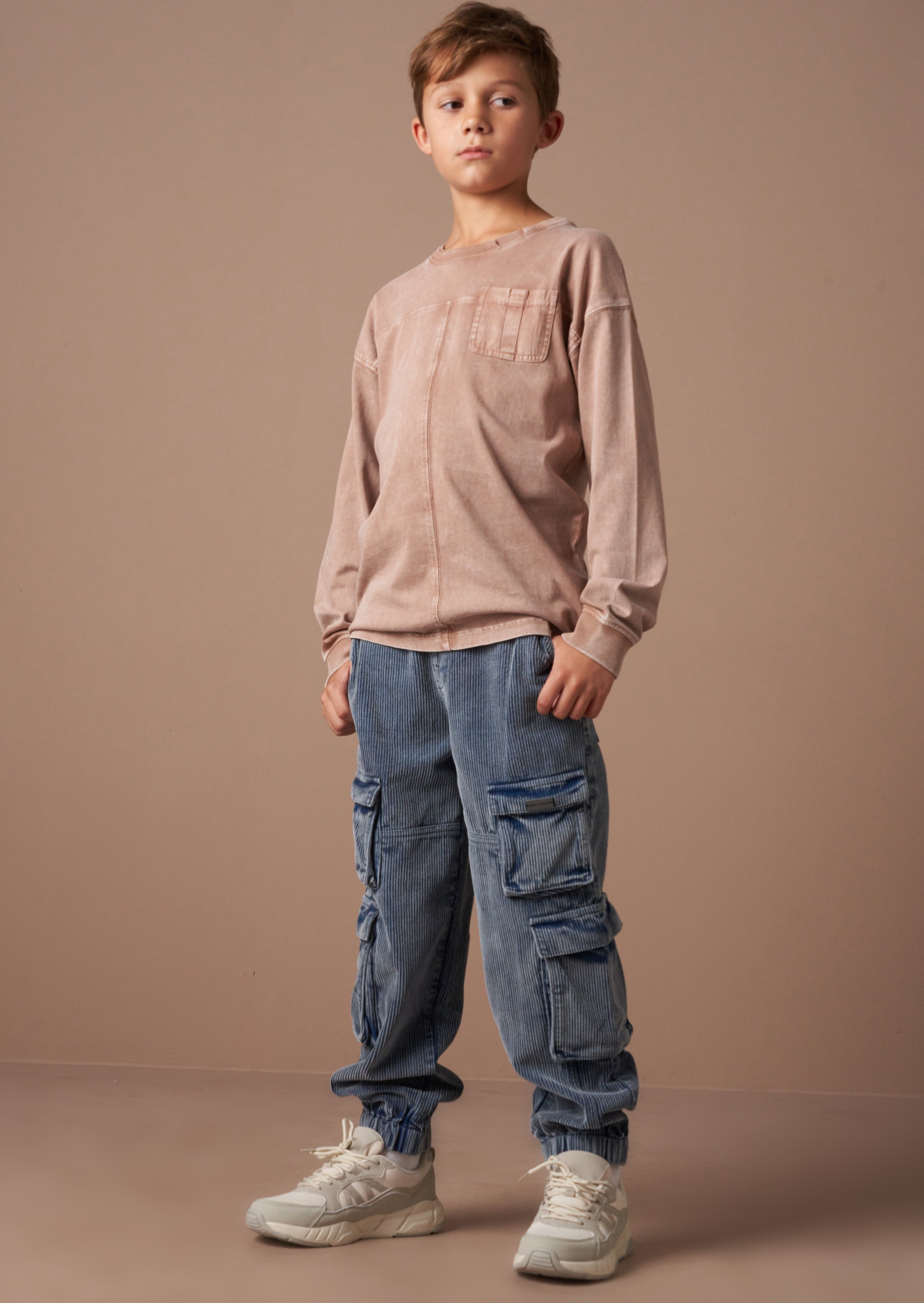 Evan Taupe Langarm gewaschenes T-Shirt