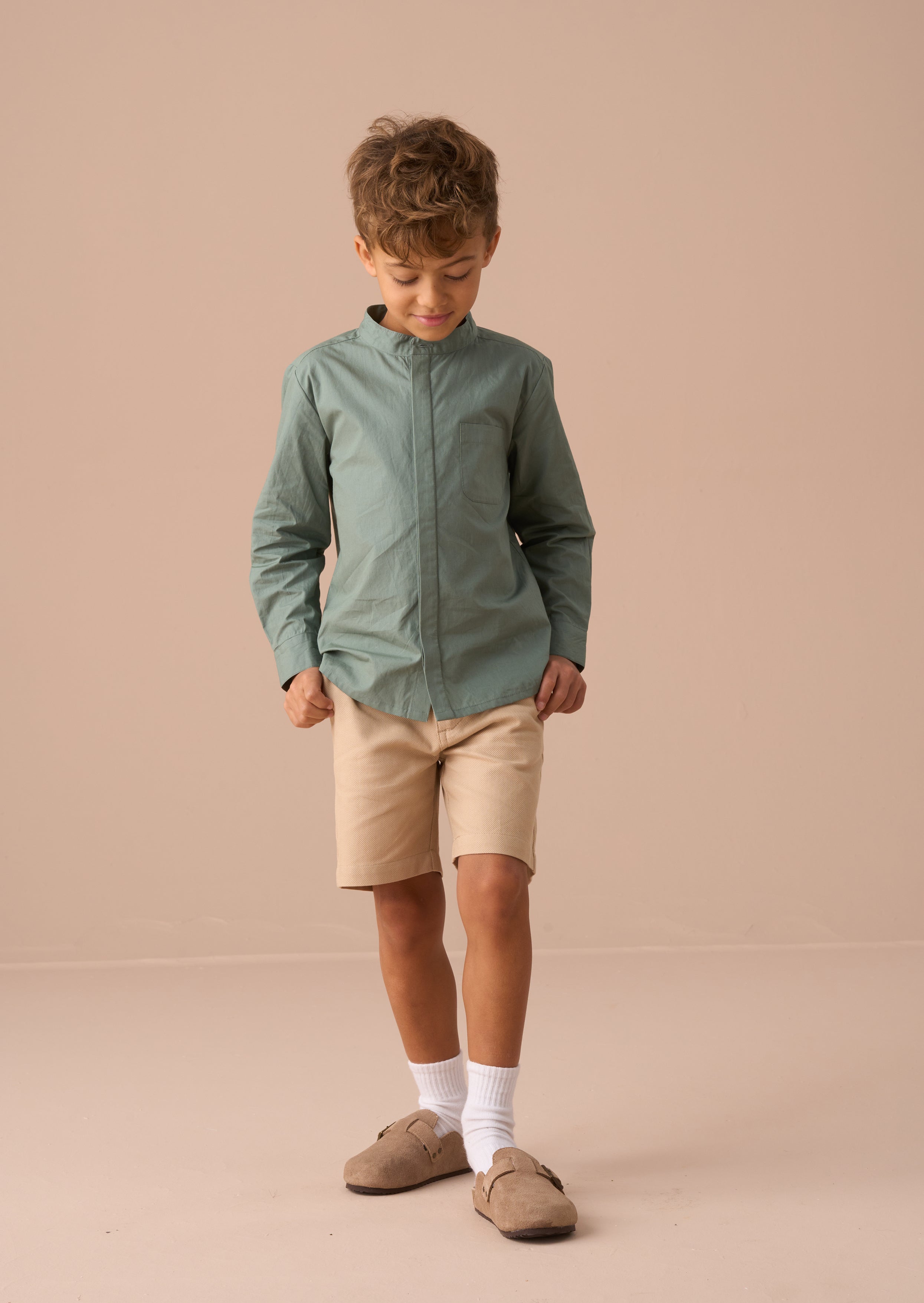 Chemise élégante Omar Green à col mandarin