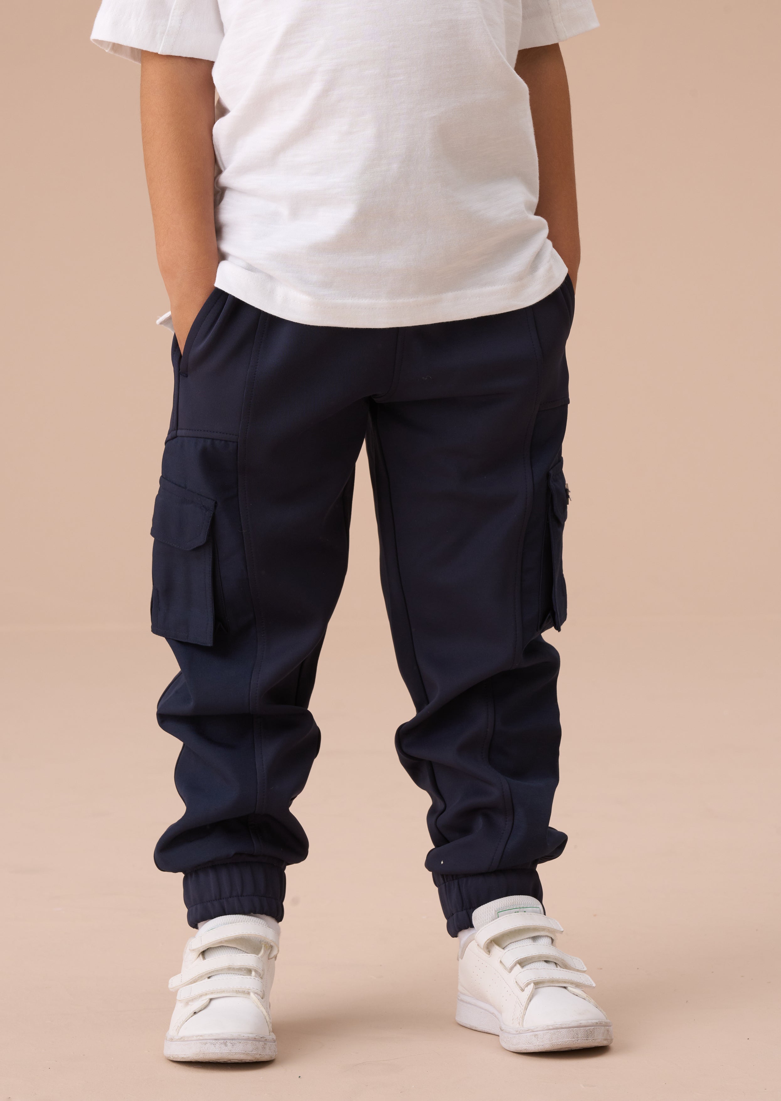 Pantalones Jogger de Tela Mixta con Paneles en Azul Marino Frank