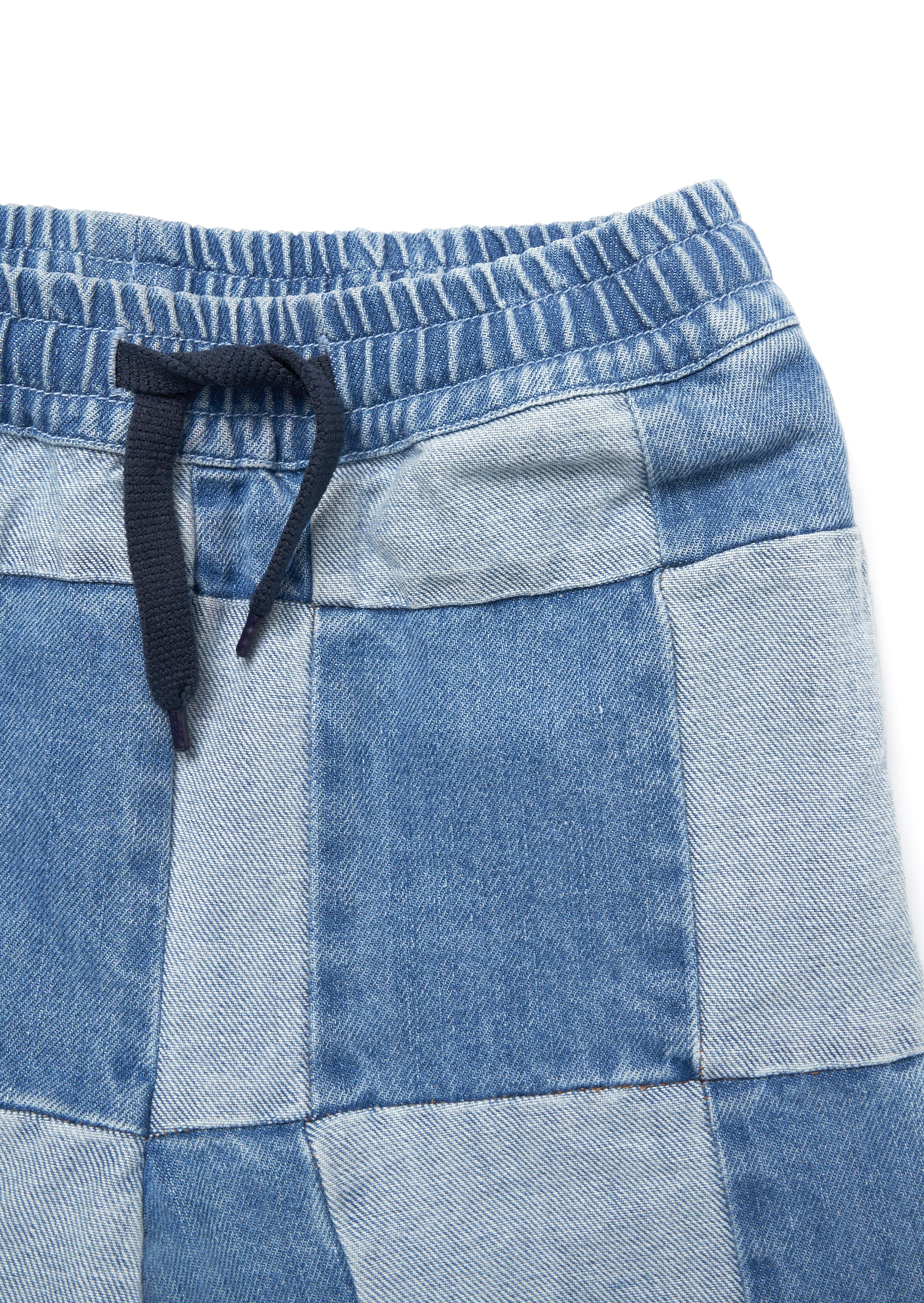 Neil Blaue Patchwork-Shorts