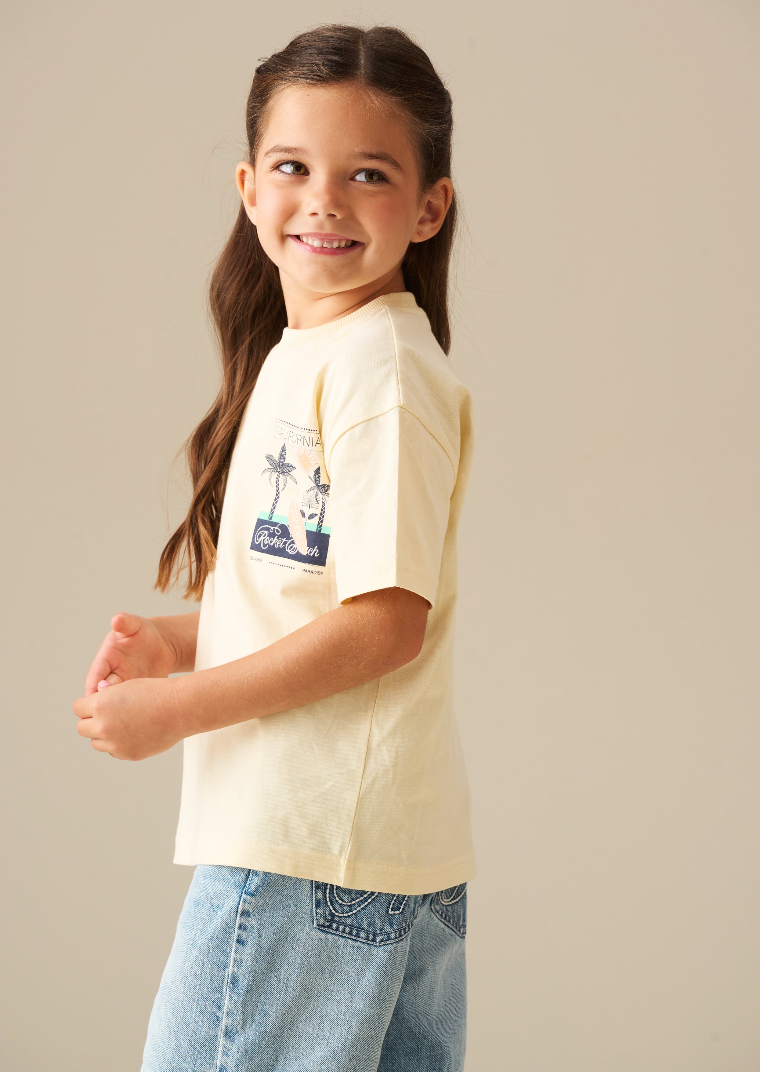 Camiseta gráfica trasera Remi Palm Scene