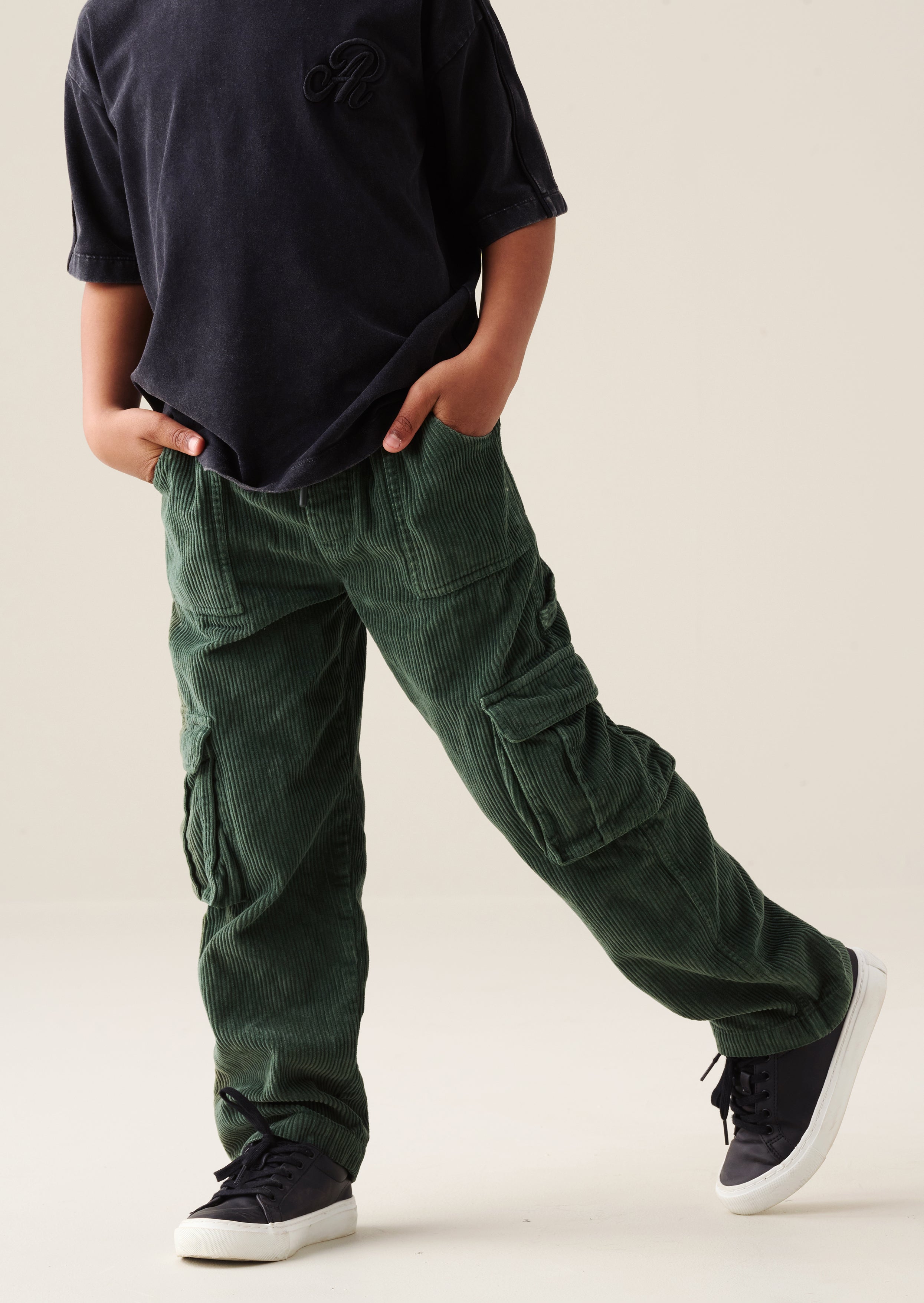Luke gewaschene Cordhose mit weitem Bein und Jogger-Stil