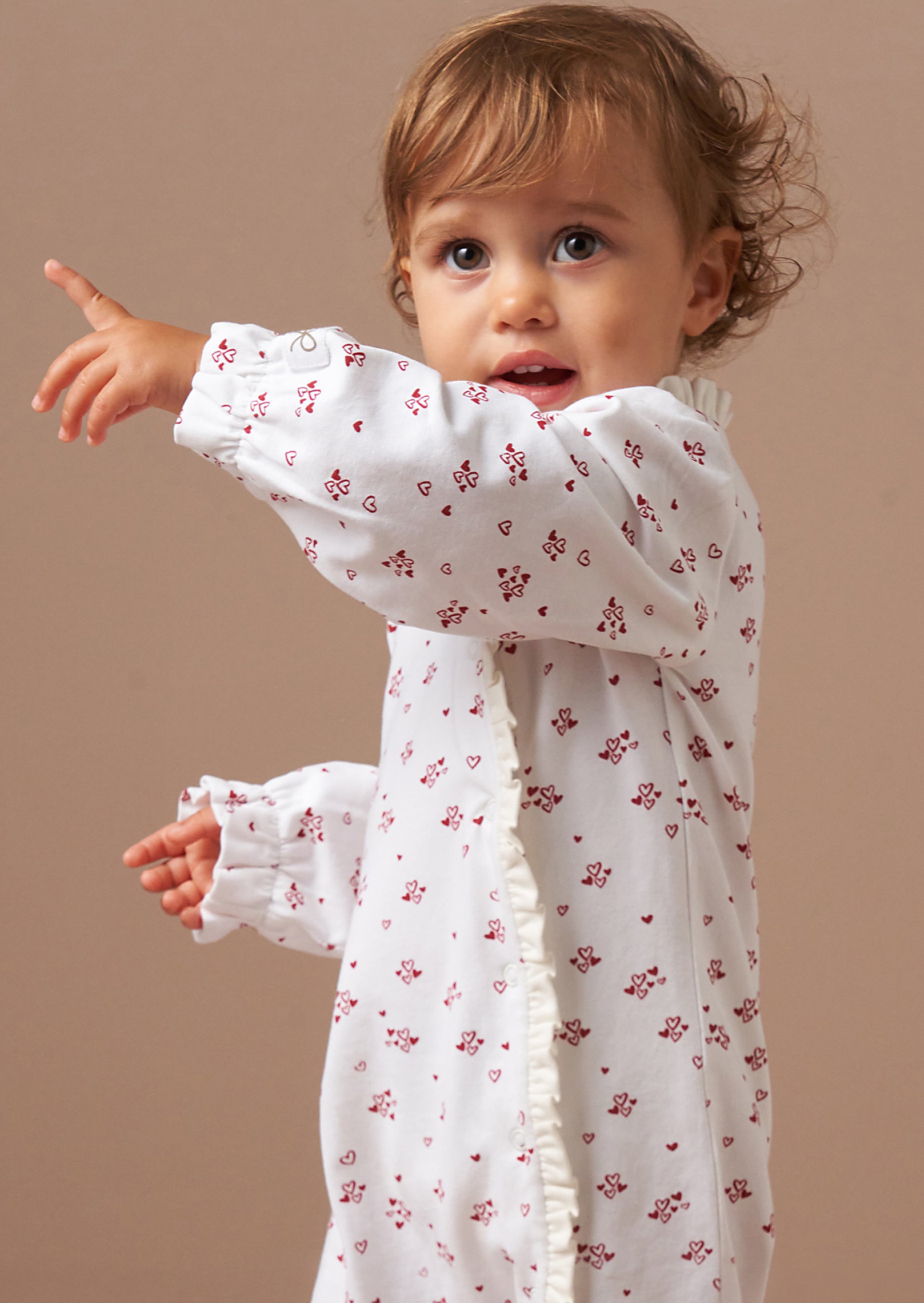 Clemie Weißer Rüschensaum Herz Babygrow